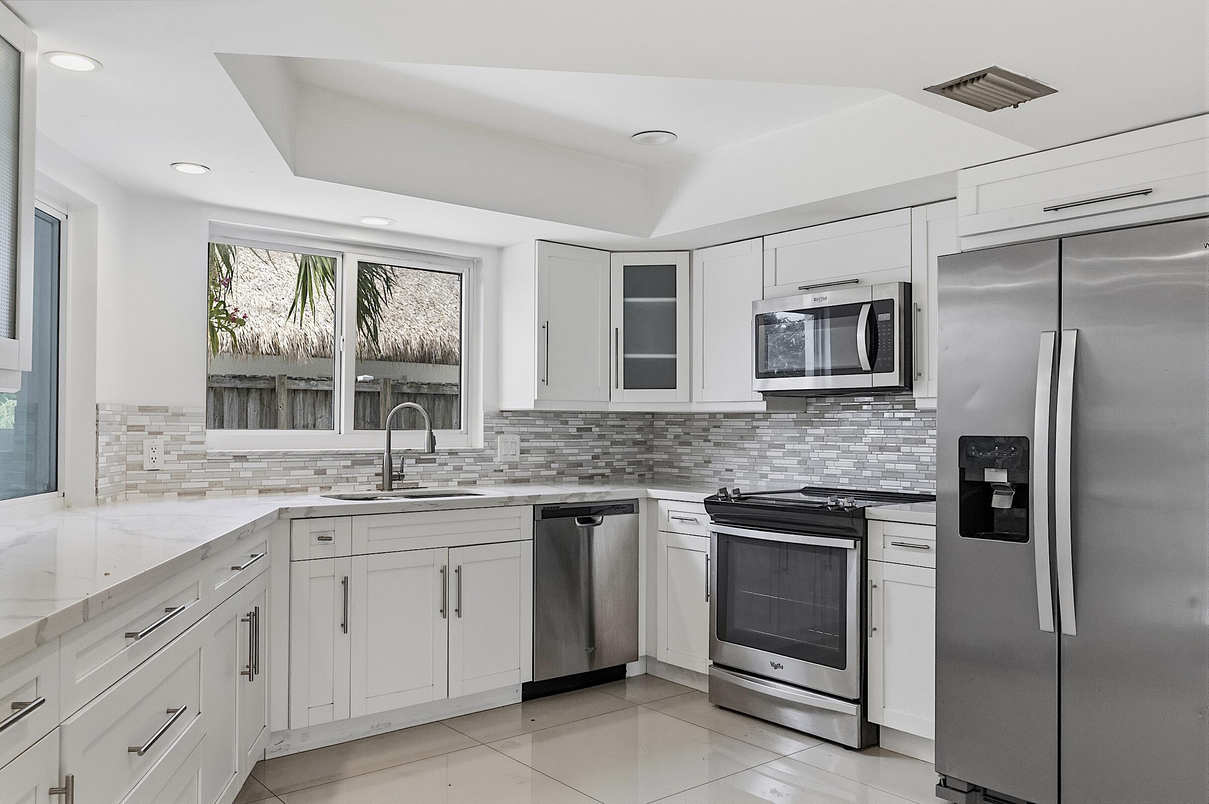 2910 NE 40th Lighthouse Point, FL 33064