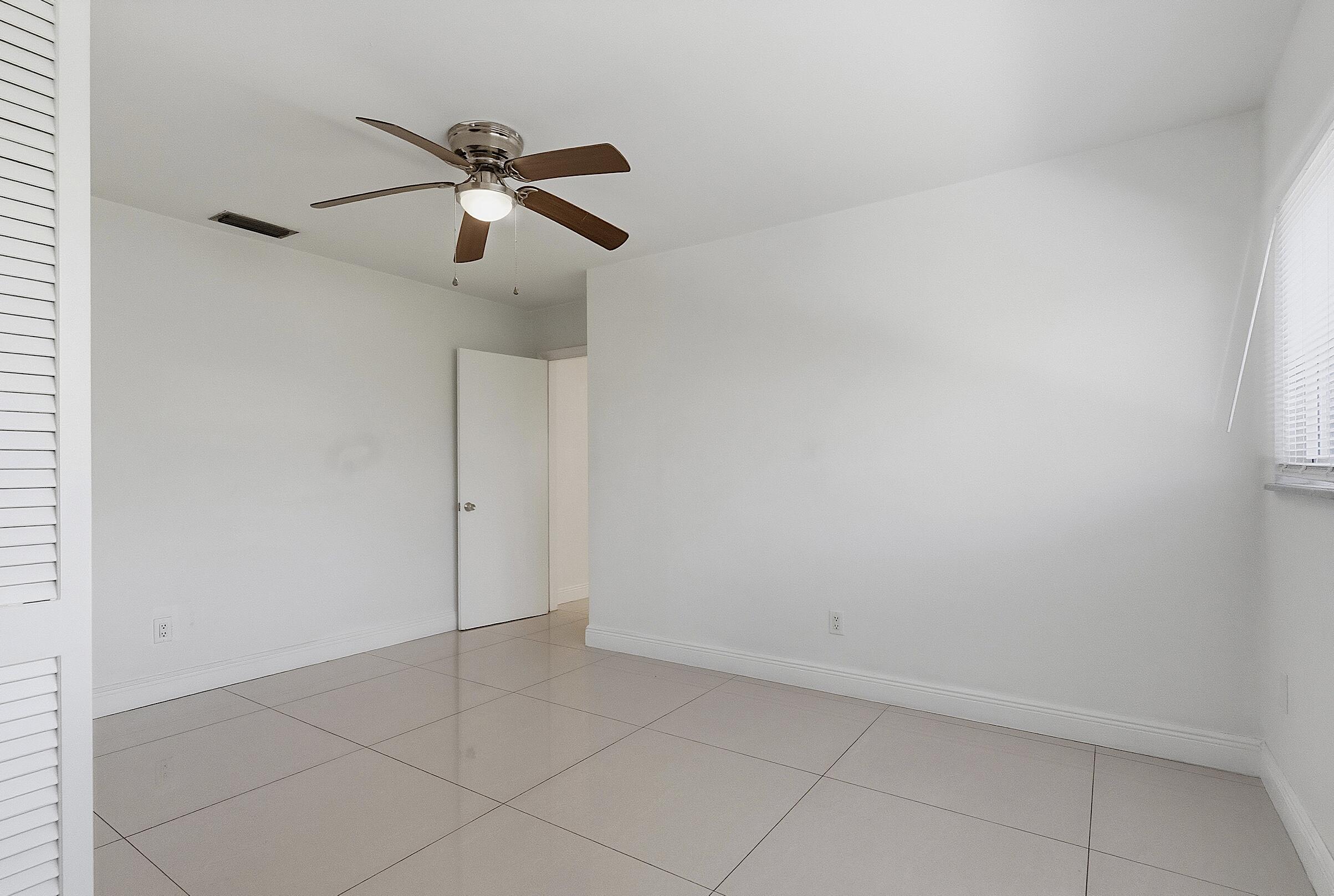 2910 NE 40th Lighthouse Point, FL 33064