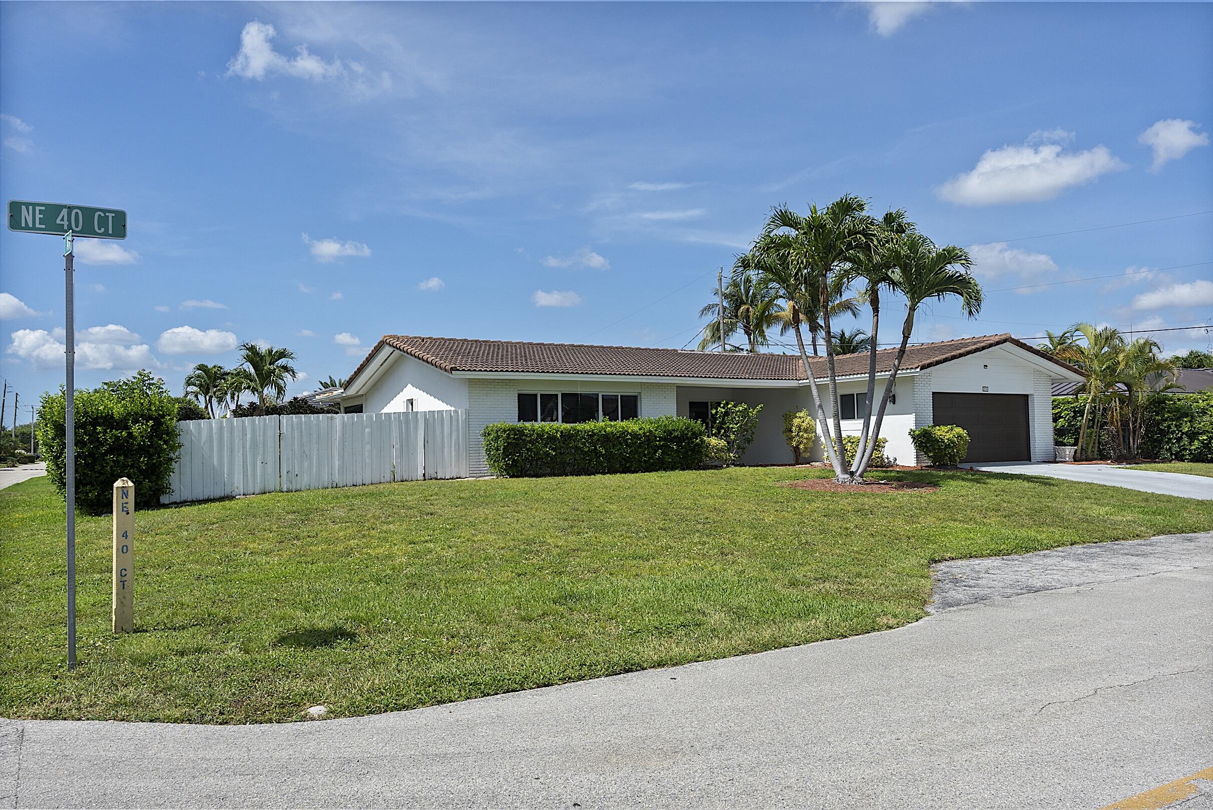 2910 NE 40th Lighthouse Point, FL 33064