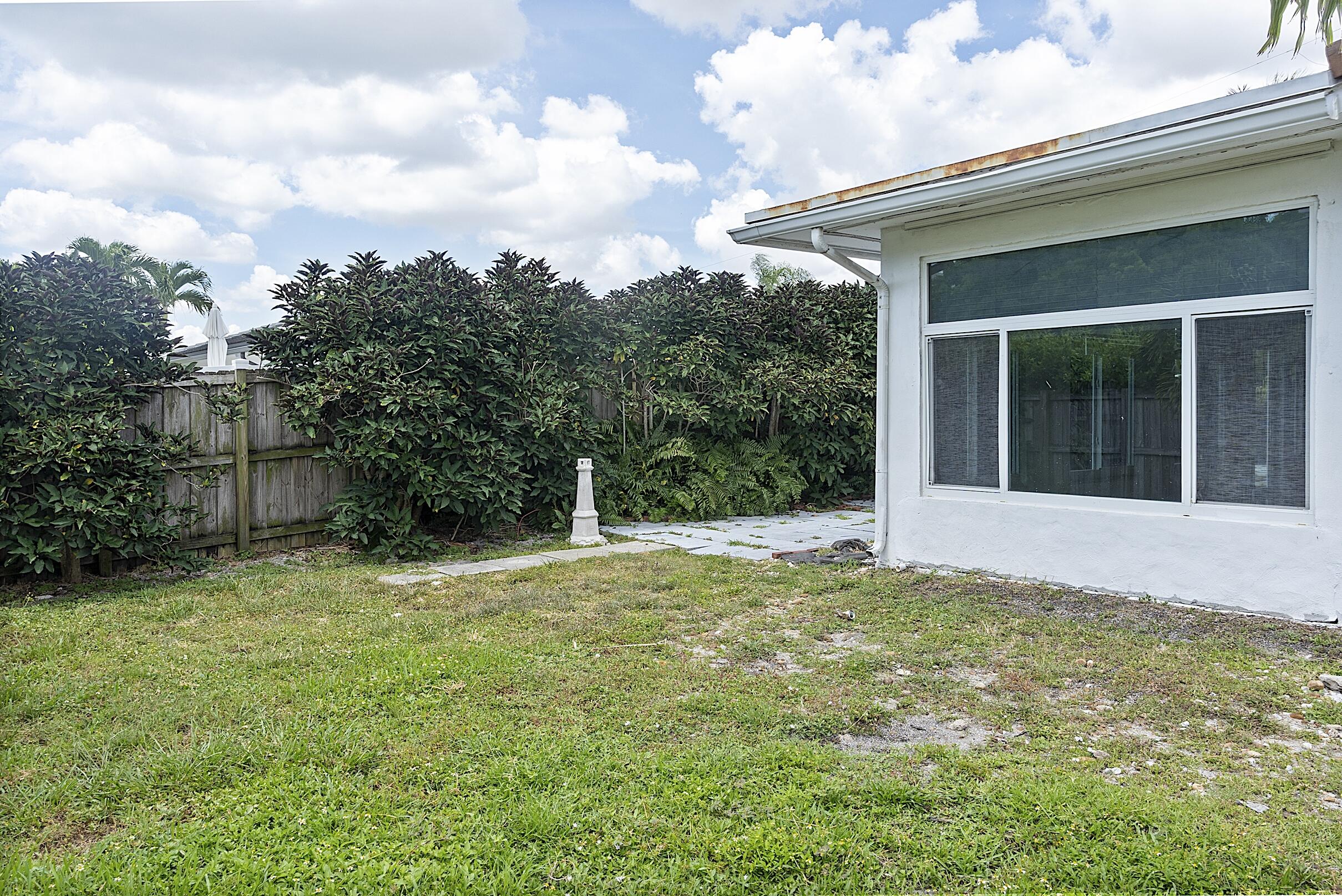 2910 NE 40th Lighthouse Point, FL 33064