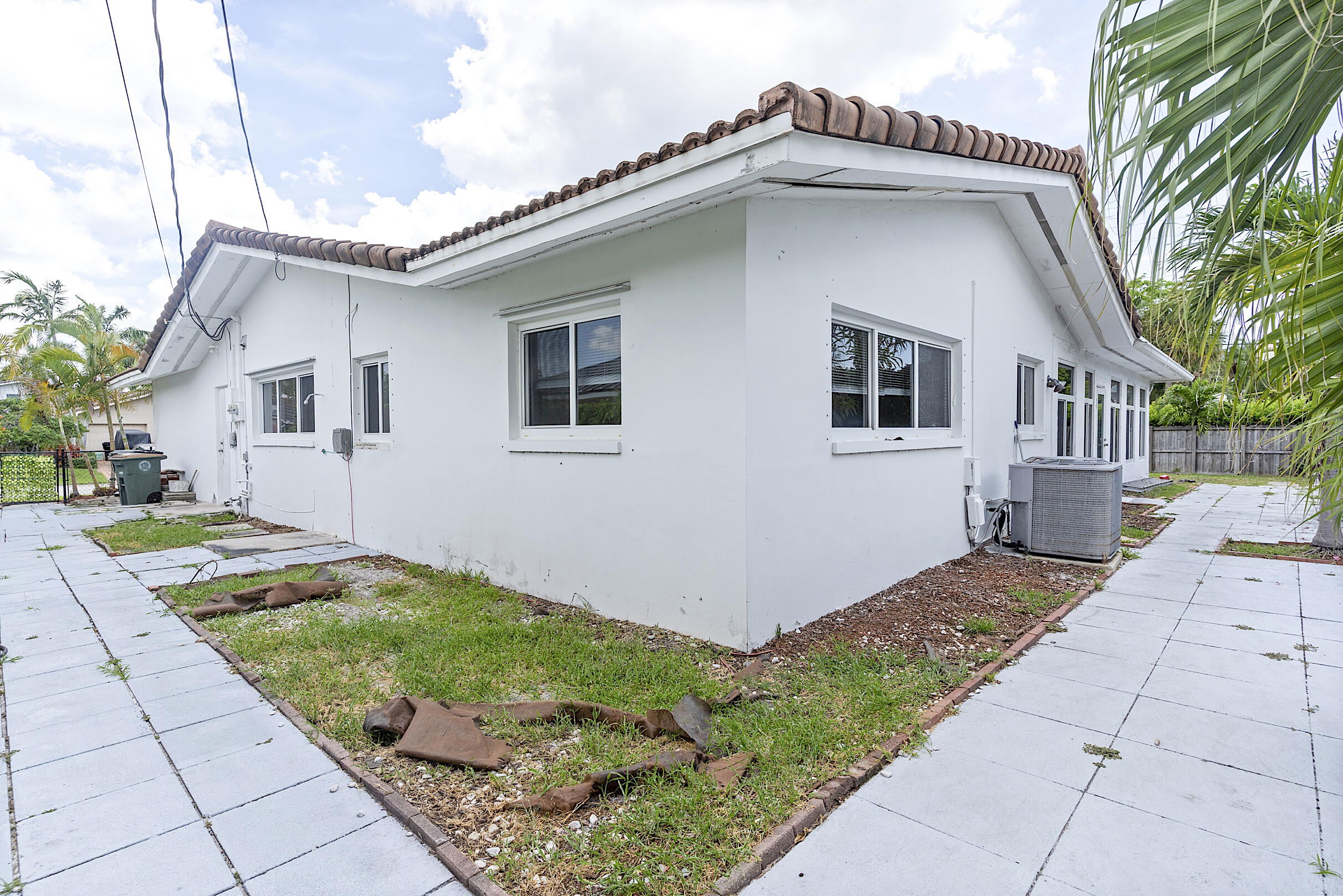 2910 NE 40th Lighthouse Point, FL 33064