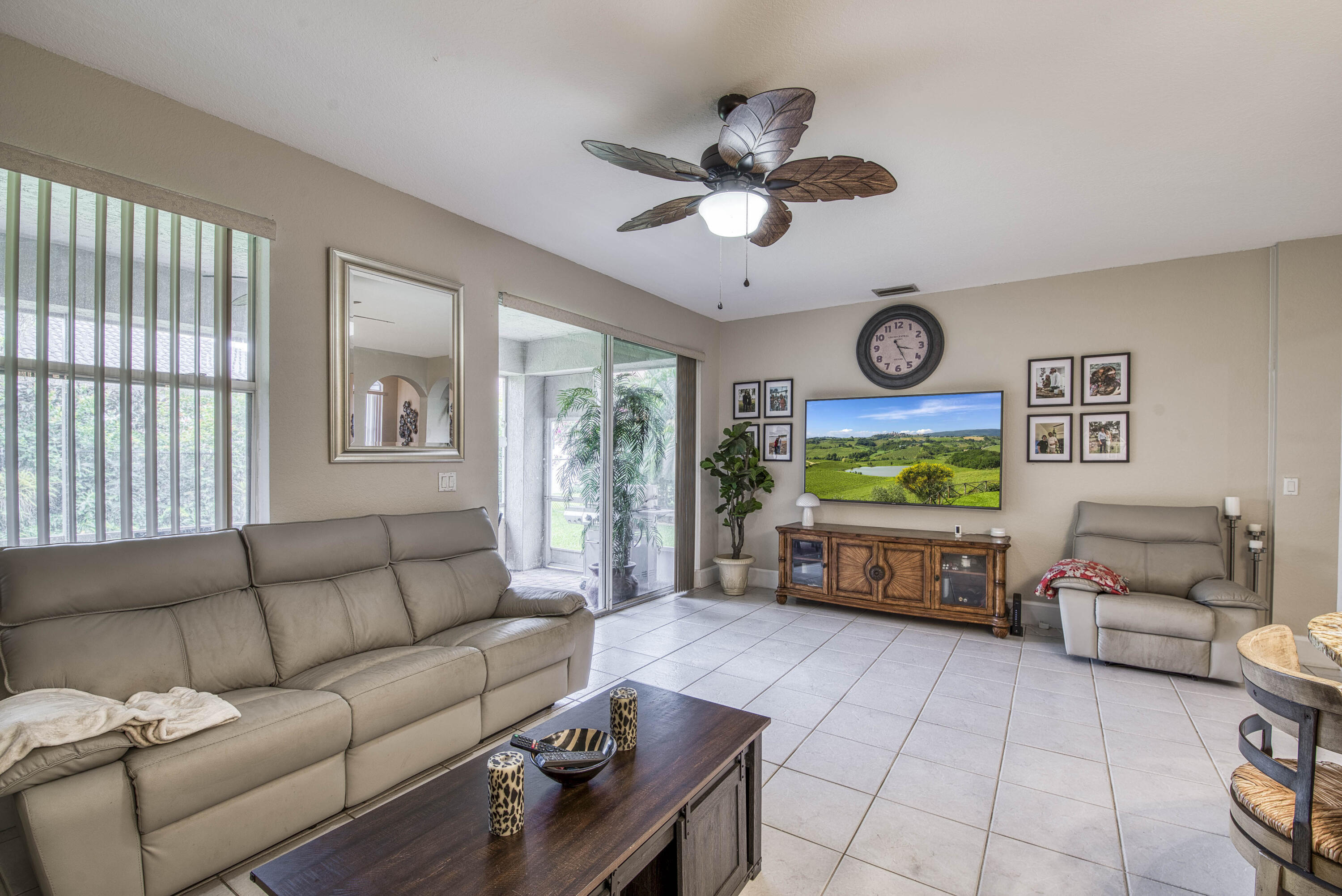 1508 Sagewood Riviera Beach, FL 33404