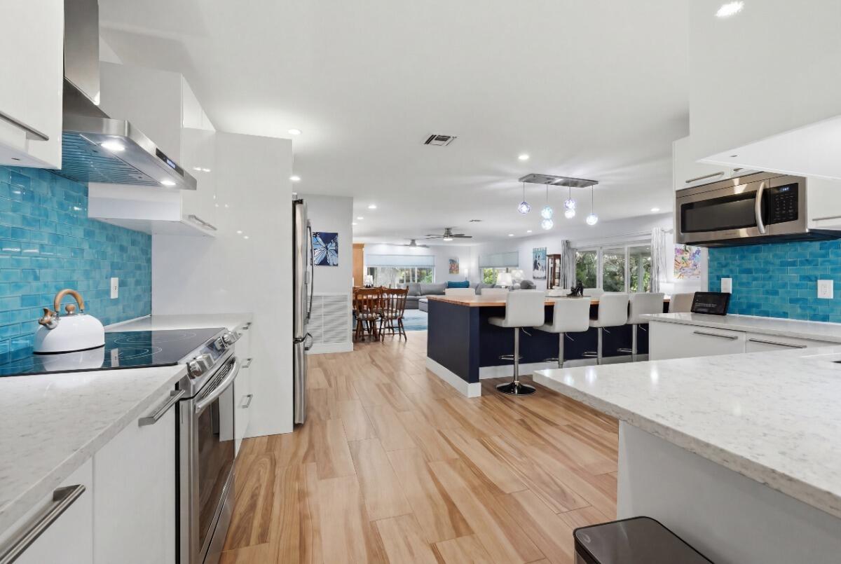 904 W Cypress #V-46 Pompano Beach, FL 33069