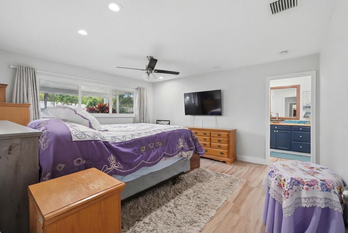 904 W Cypress #V-46 Pompano Beach, FL 33069