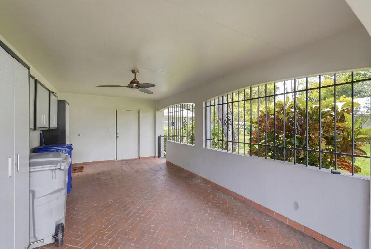 904 W Cypress #V-46 Pompano Beach, FL 33069
