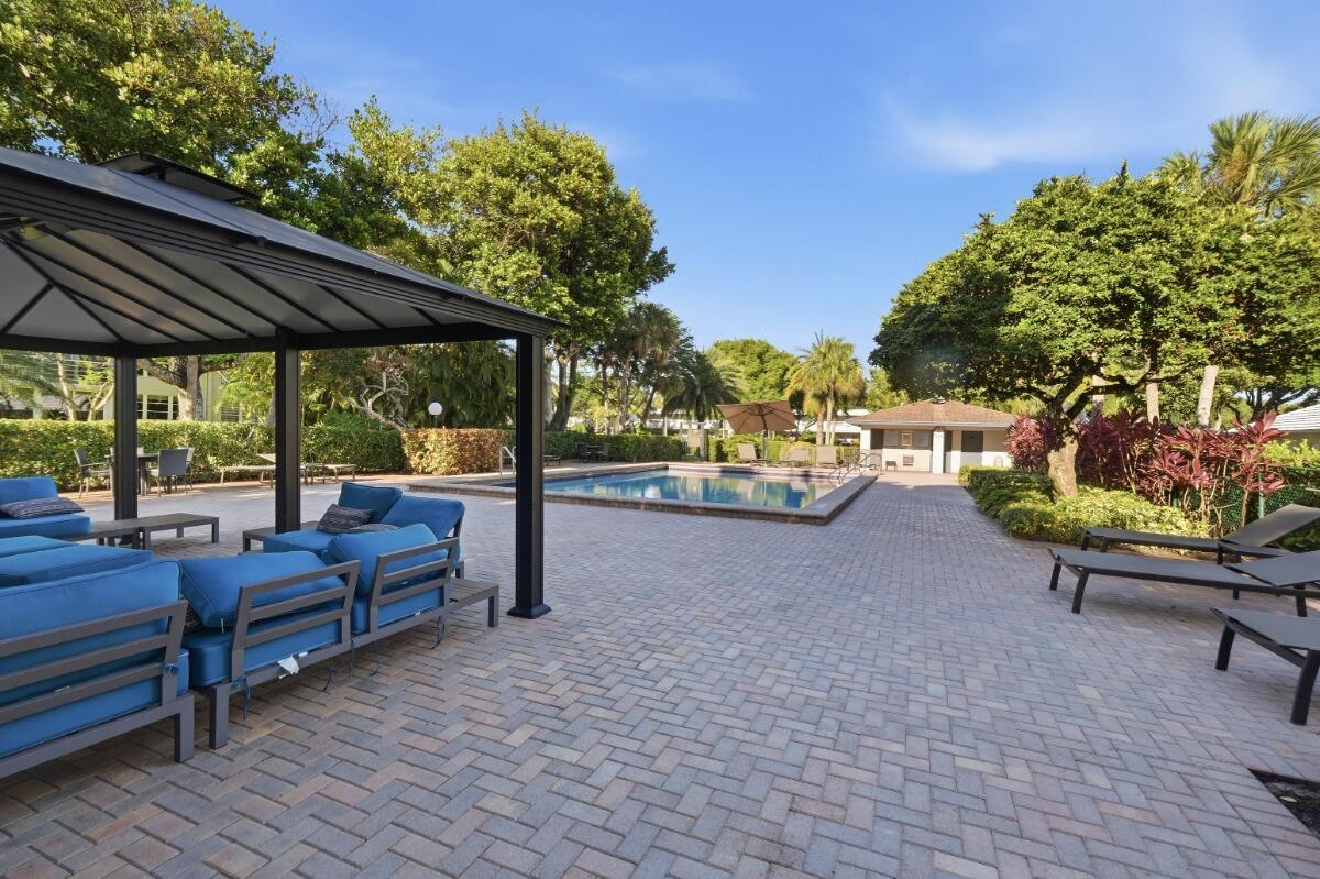 904 W Cypress #V-46 Pompano Beach, FL 33069