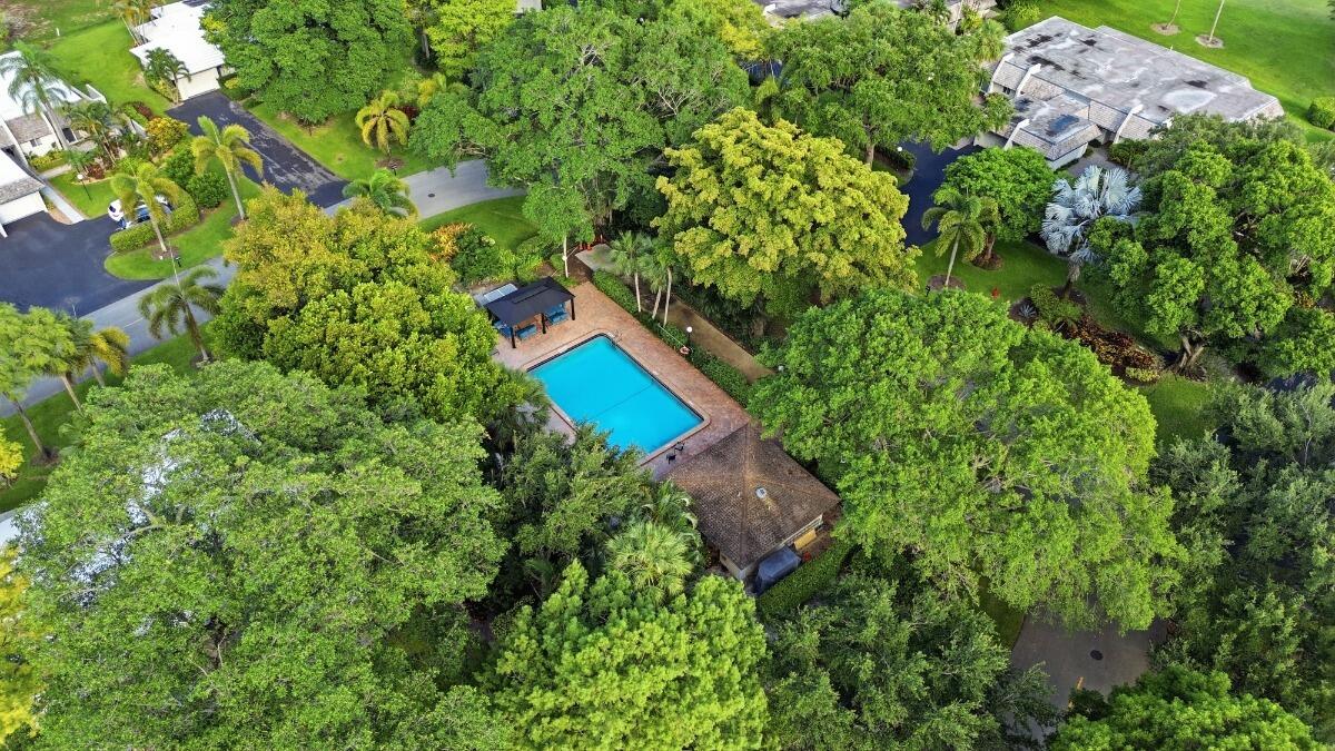 904 W Cypress #V-46 Pompano Beach, FL 33069