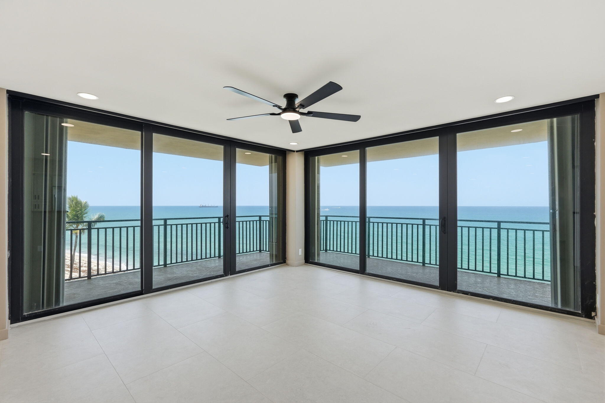 5460 N Ocean #6a