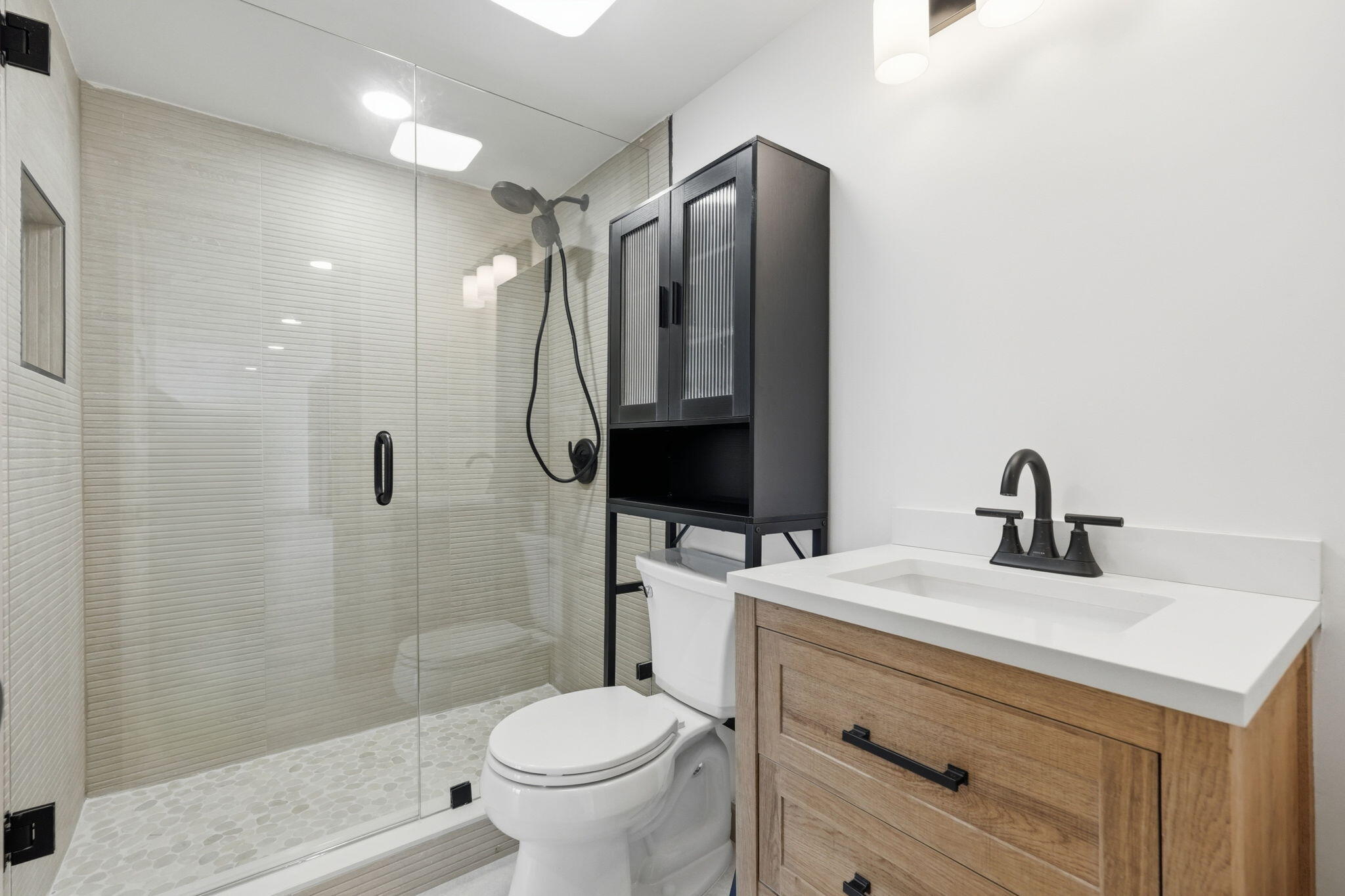 5460 N Ocean #6a Riviera Beach, FL 33404
