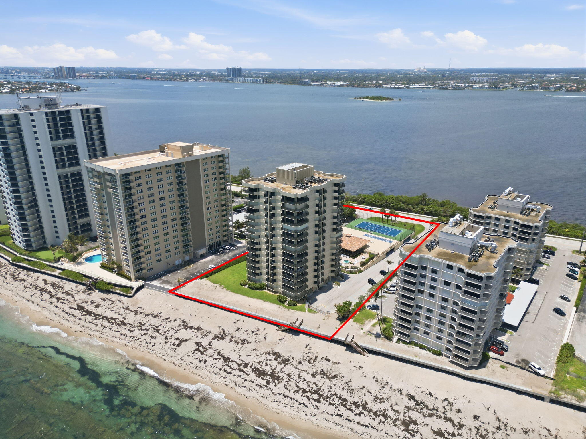 5460 N Ocean #6a Riviera Beach, FL 33404