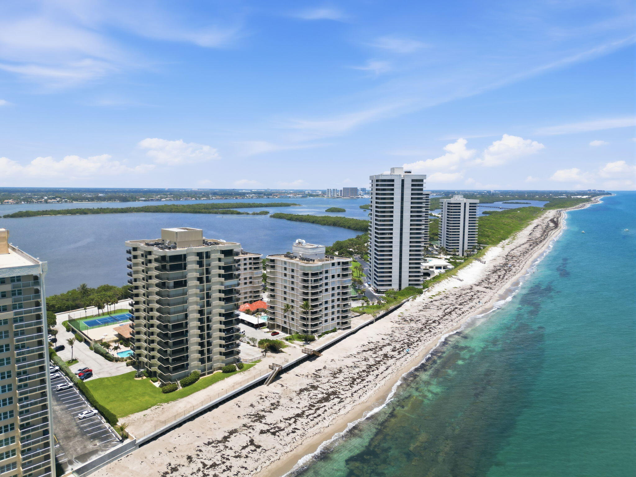 5460 N Ocean #6a Riviera Beach, FL 33404