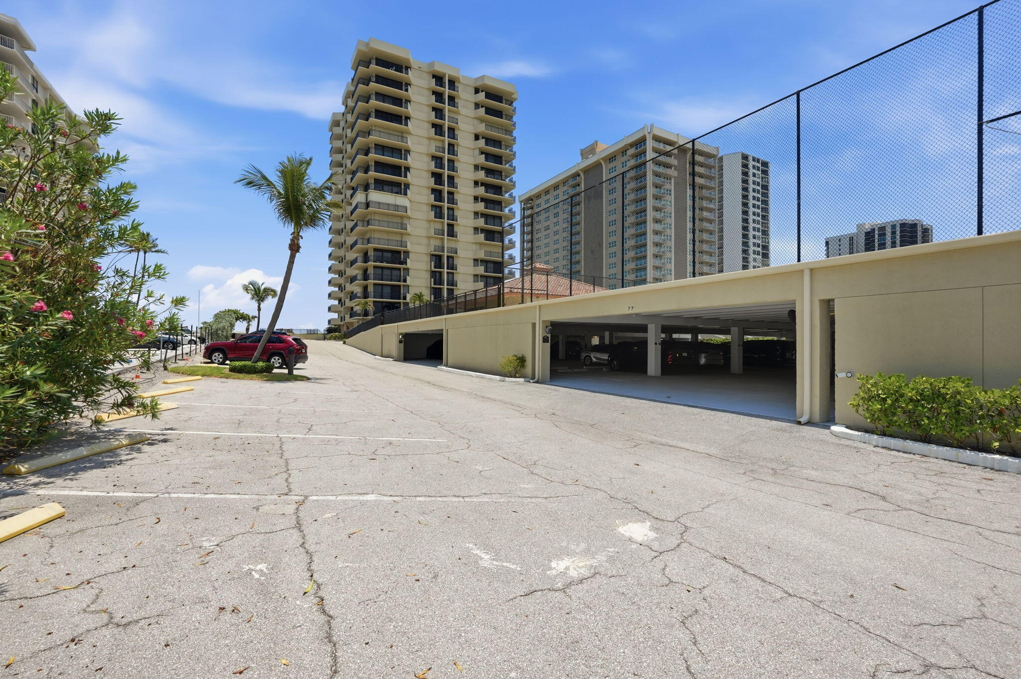 5460 N Ocean #6a Riviera Beach, FL 33404
