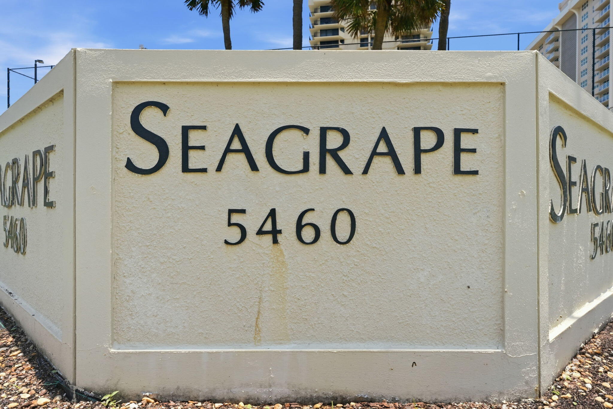 5460 N Ocean #6a Riviera Beach, FL 33404