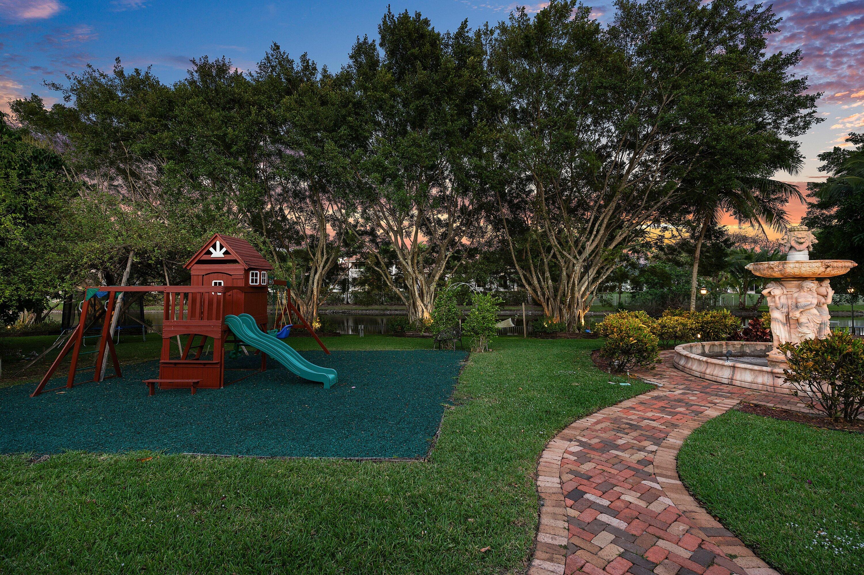 16090 Rio Del Paz Delray Beach, FL 33446