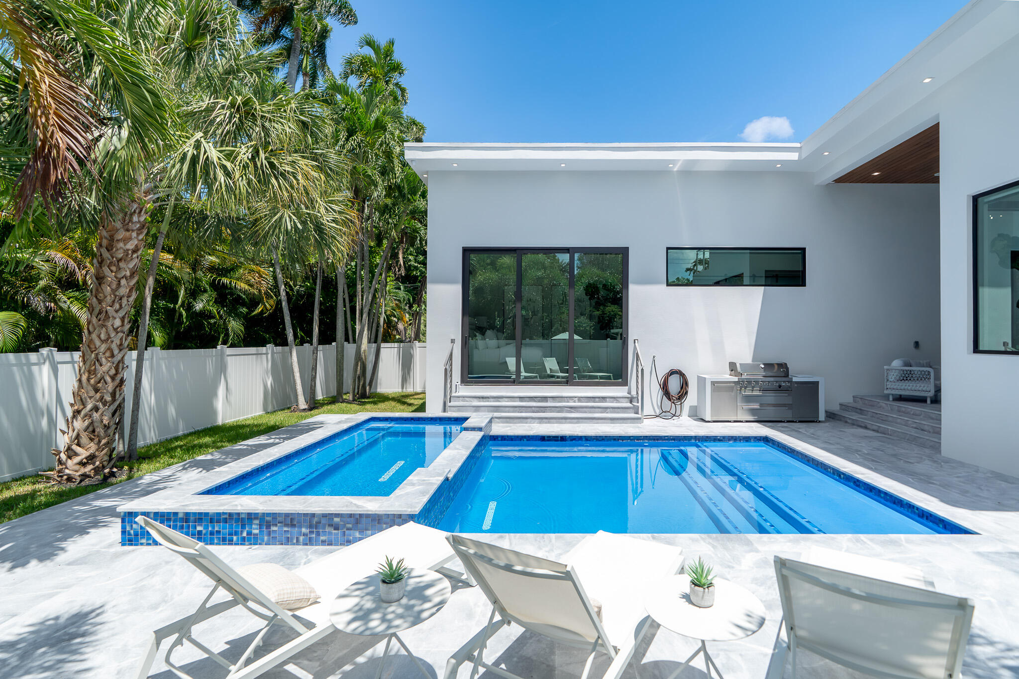 829 SW 11th Fort Lauderdale, FL 33315