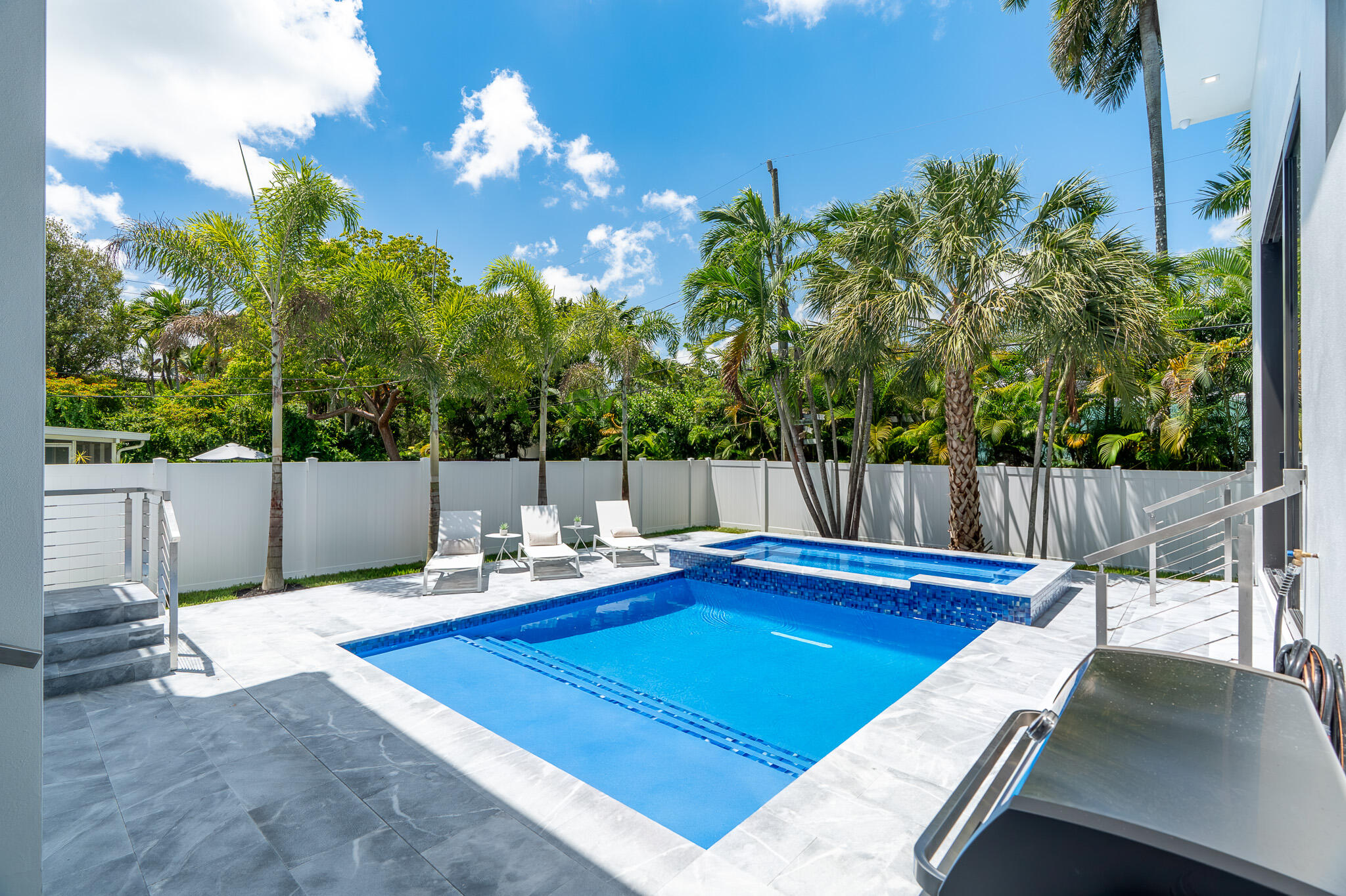 829 SW 11th Fort Lauderdale, FL 33315