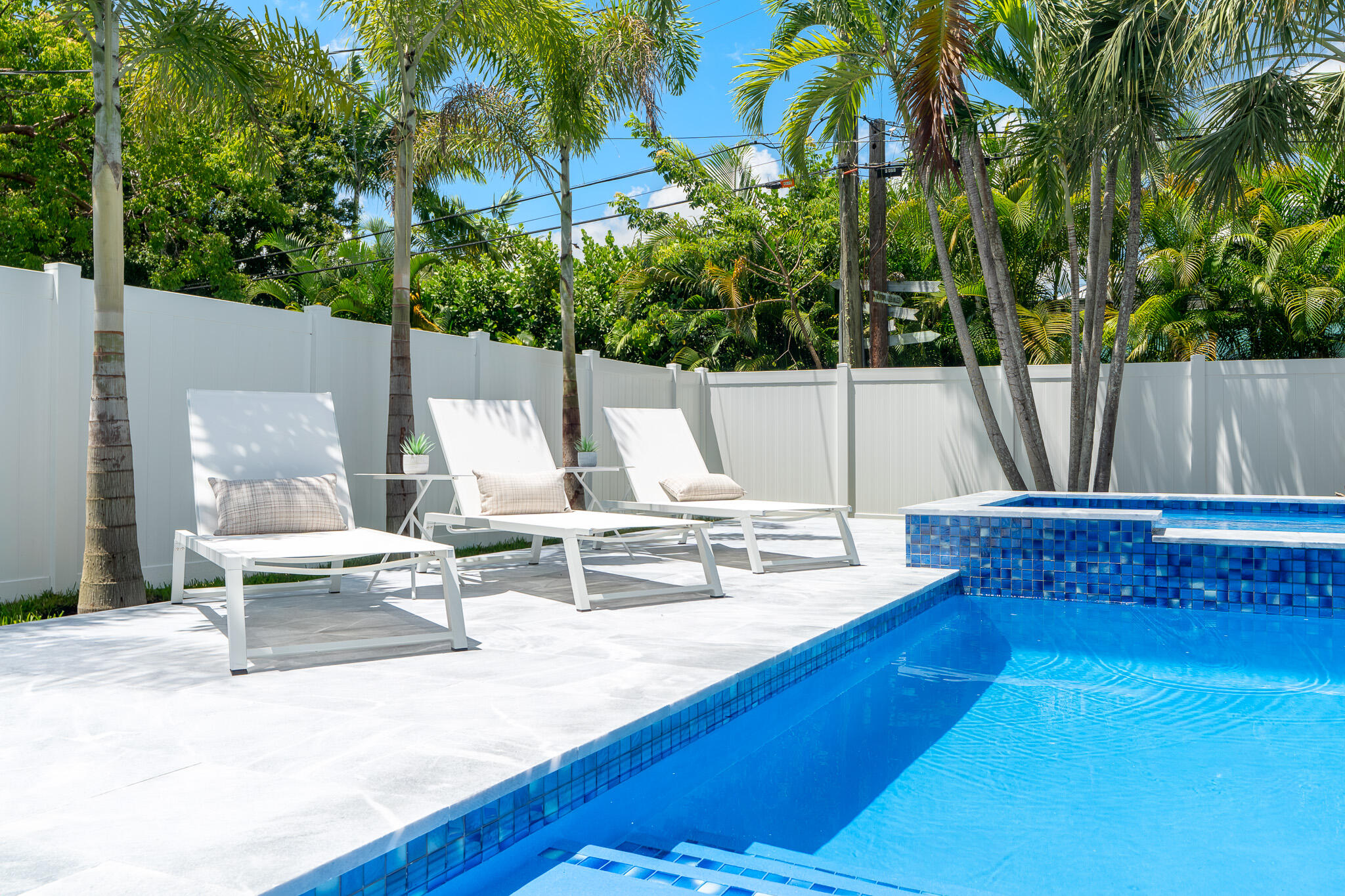 829 SW 11th Fort Lauderdale, FL 33315