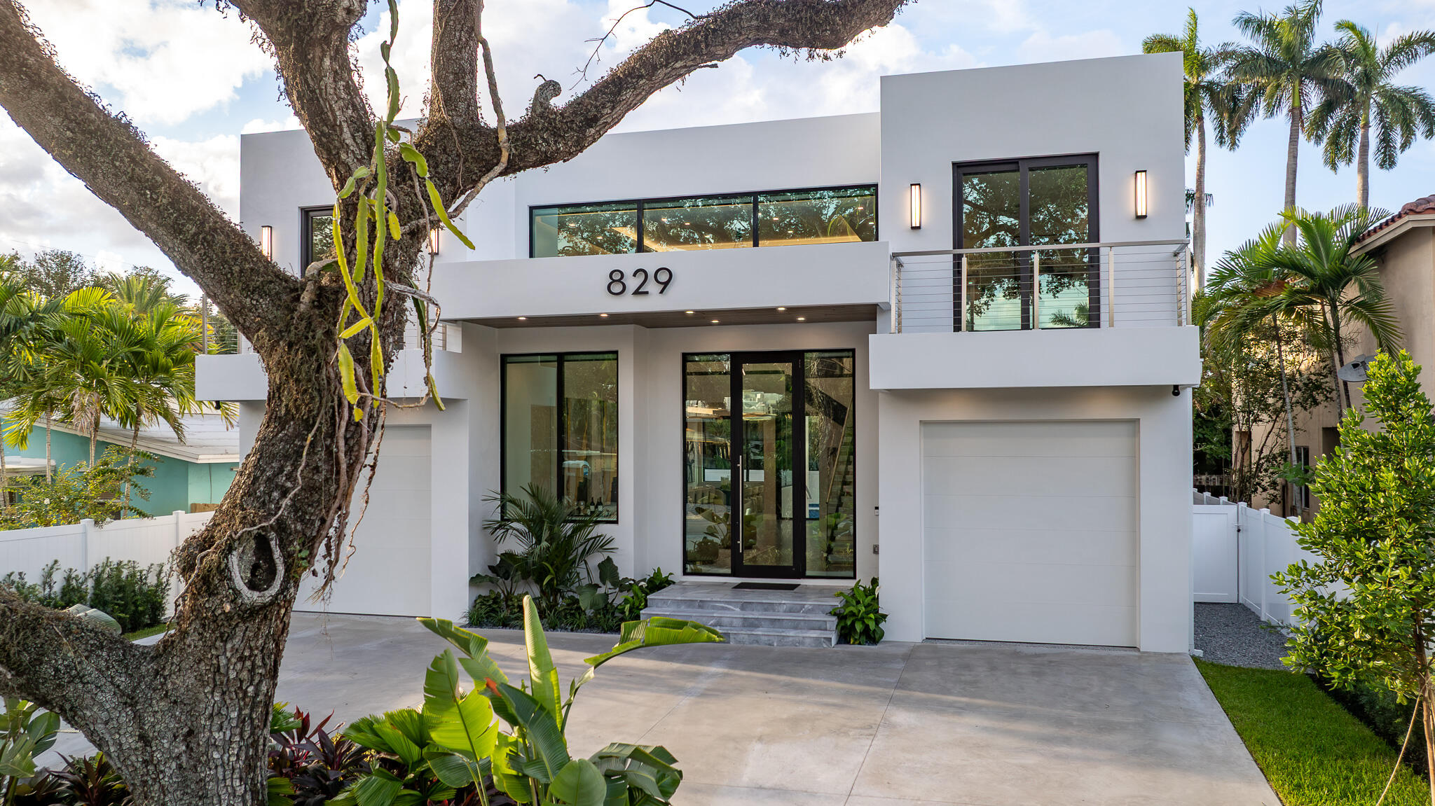 829 SW 11th Fort Lauderdale, FL 33315