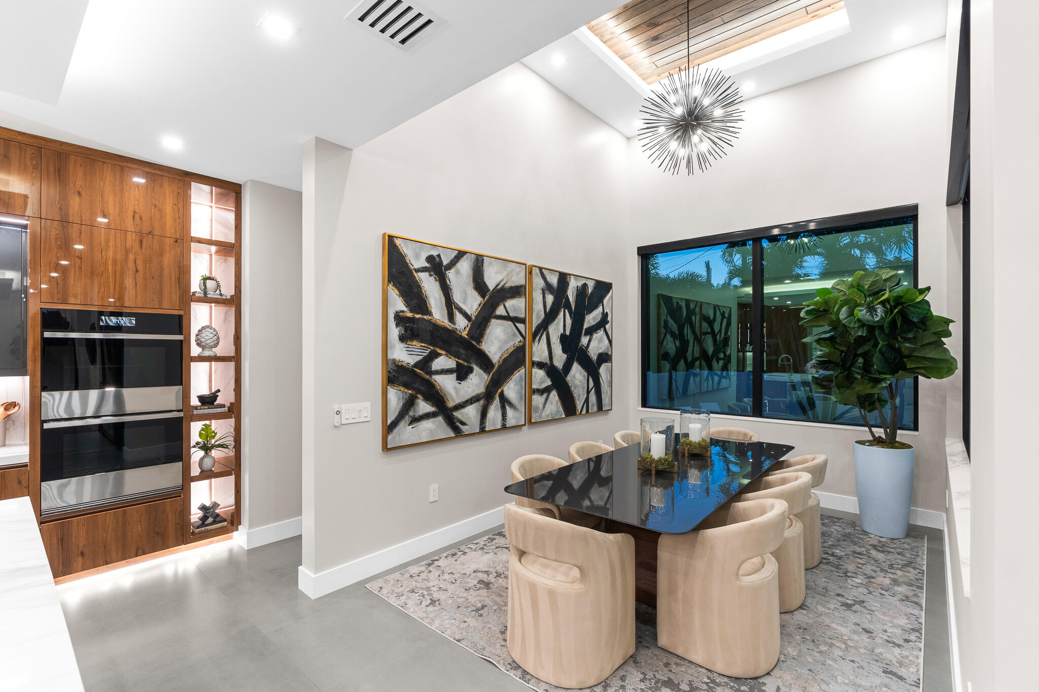 829 SW 11th Fort Lauderdale, FL 33315