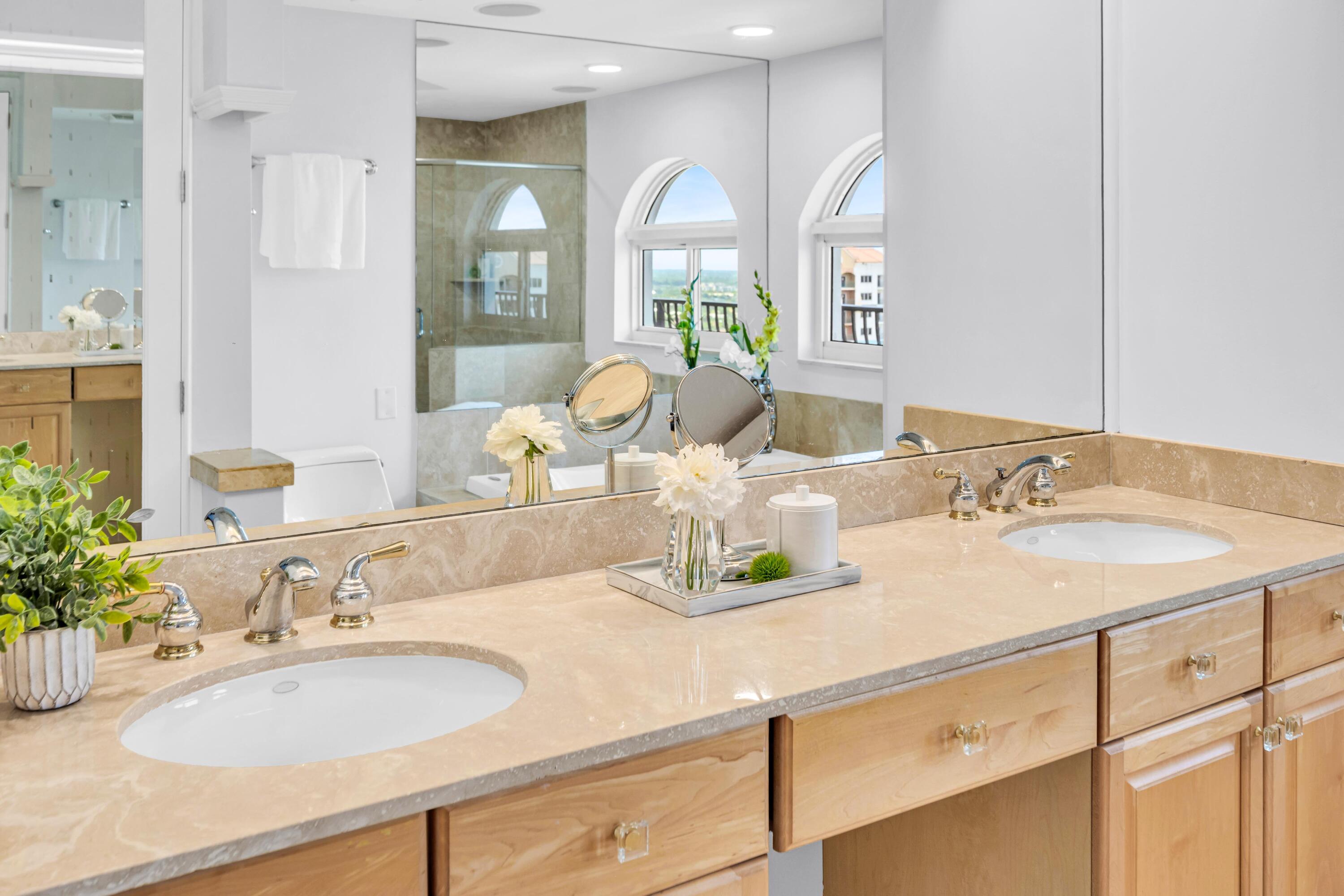 100 S Birch #2705D Fort Lauderdale, FL 33316