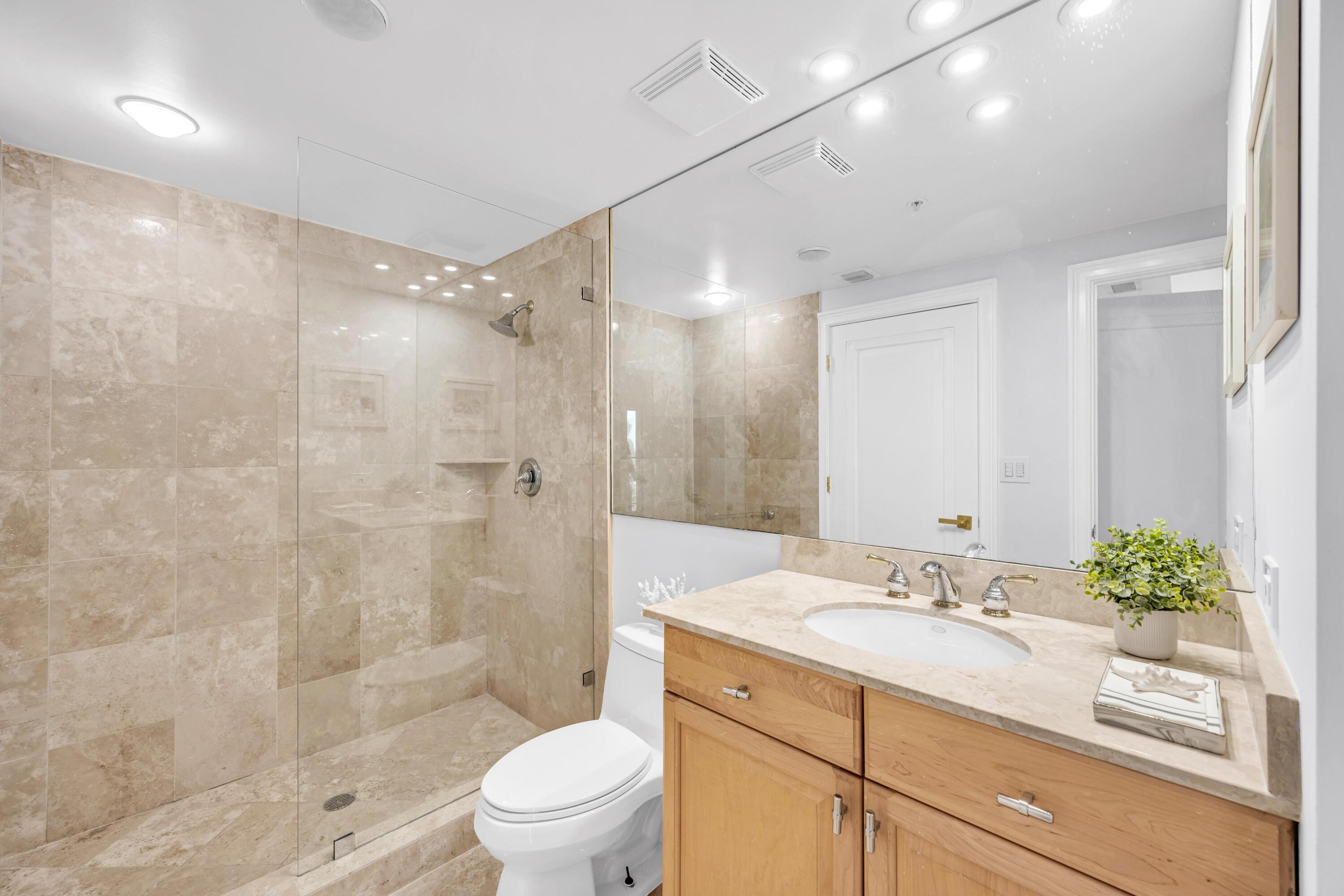100 S Birch #2705D Fort Lauderdale, FL 33316