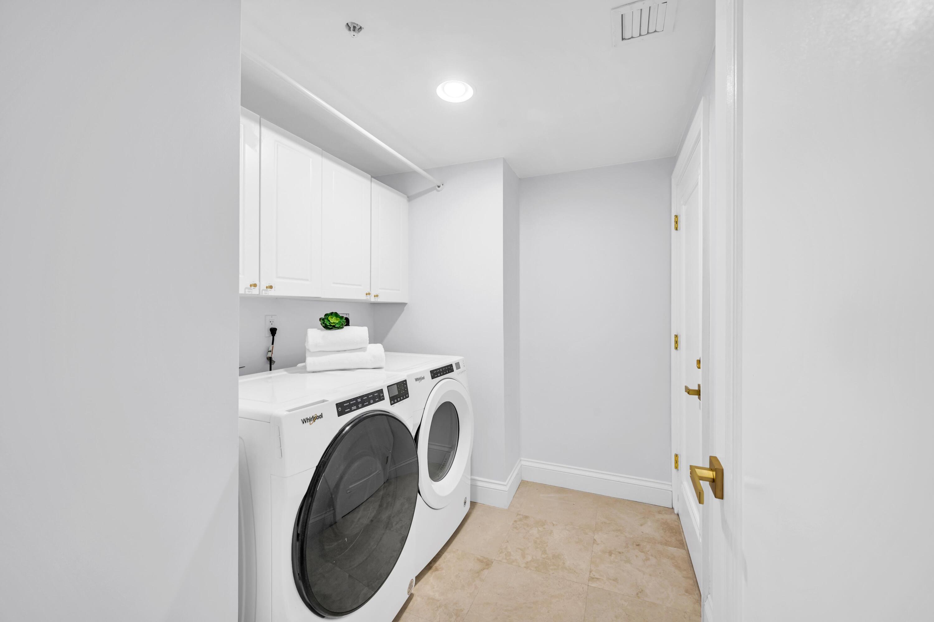 100 S Birch #2705D Fort Lauderdale, FL 33316