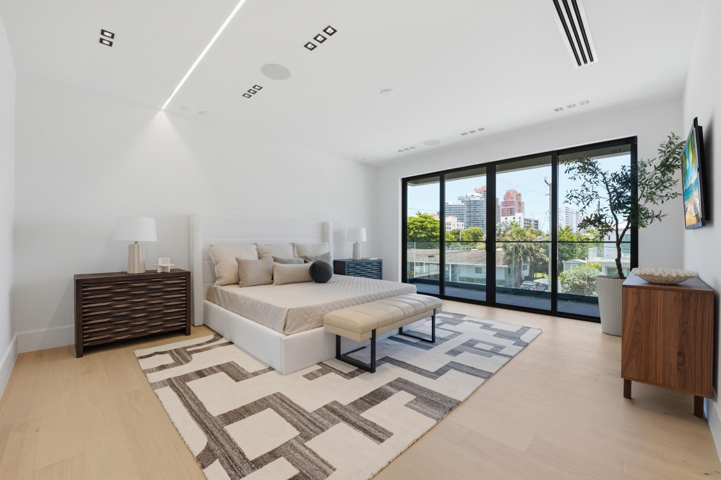 3209 NE 26th Fort Lauderdale, FL 33305
