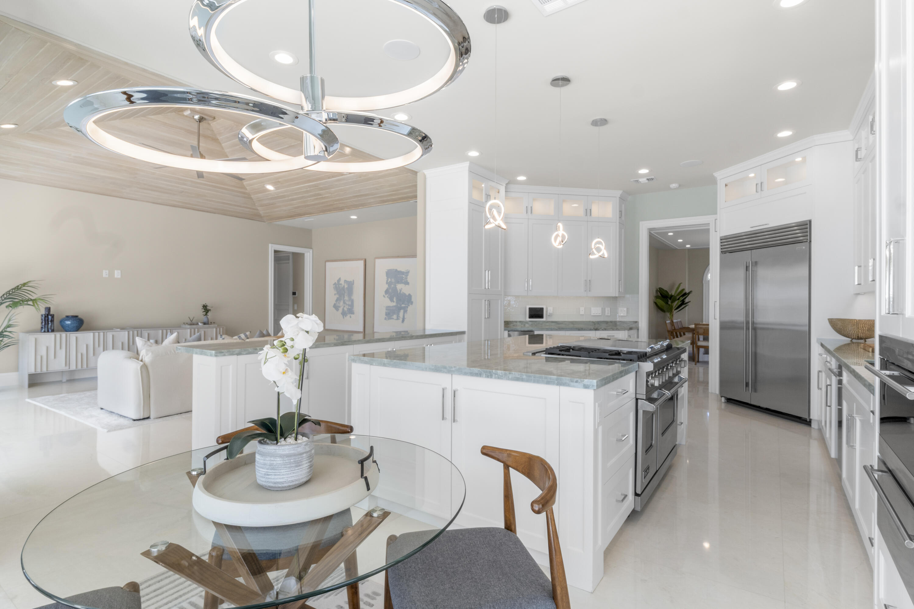 526 Pt Ln Vero Beach, FL 32963