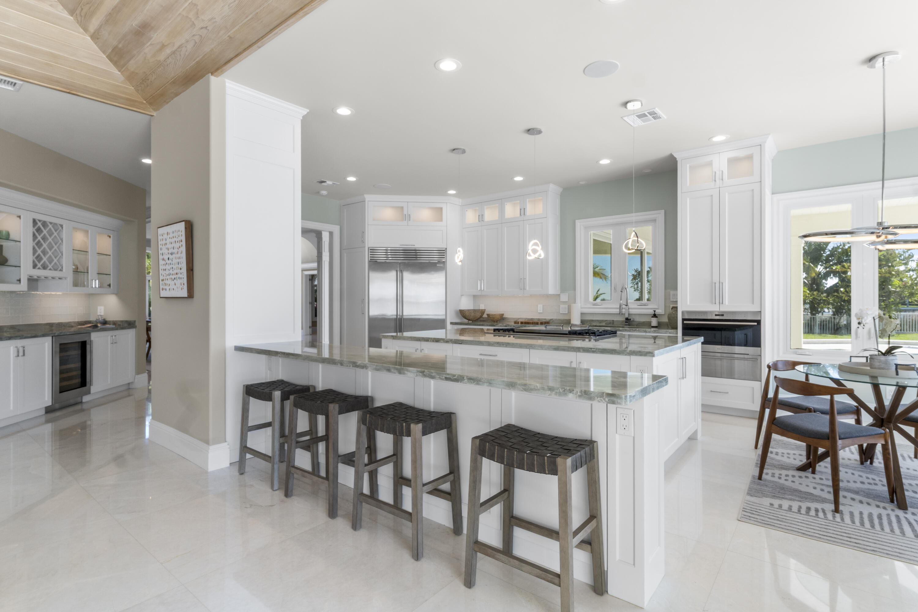 526 Pt Ln Vero Beach, FL 32963