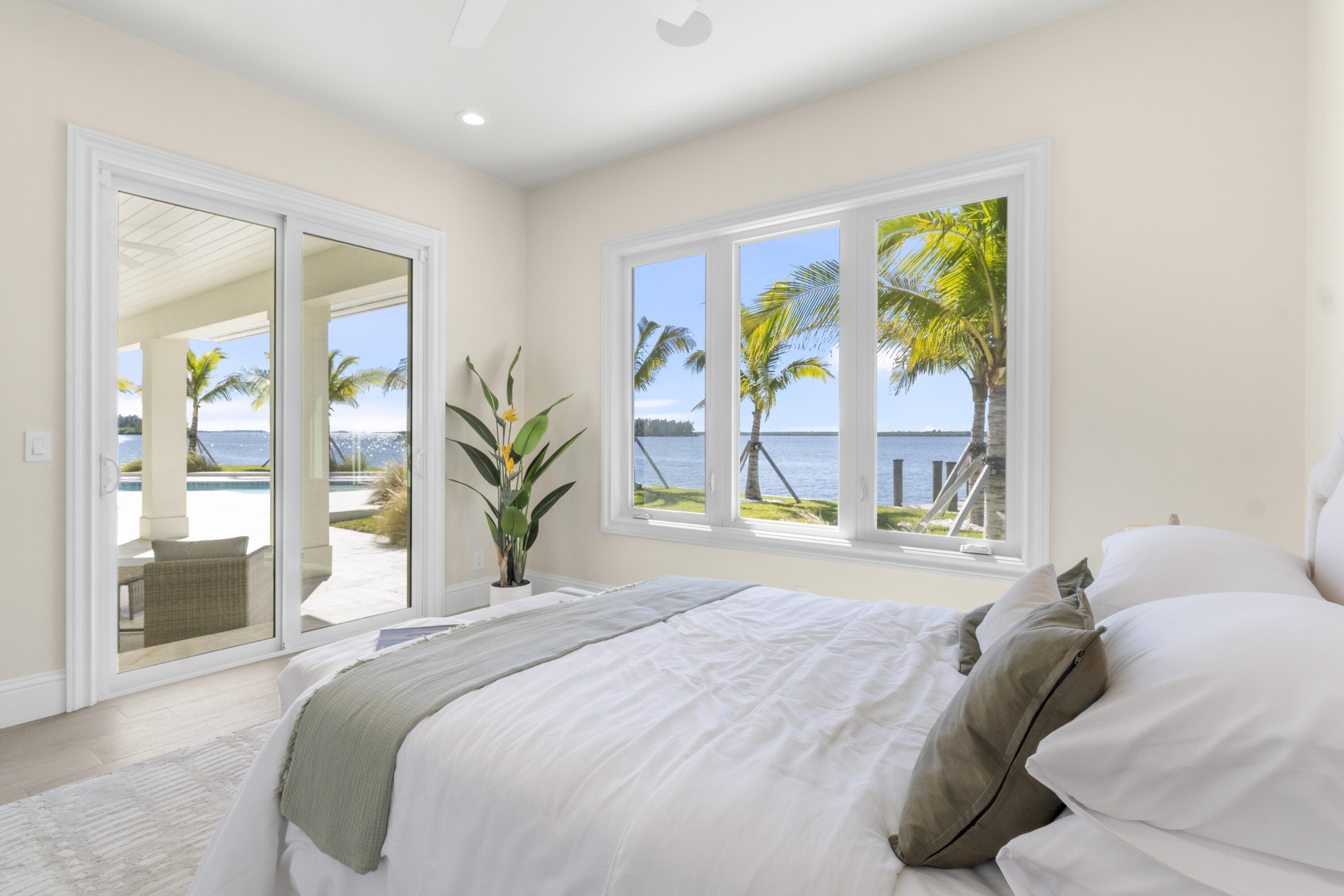 526 Pt Ln Vero Beach, FL 32963