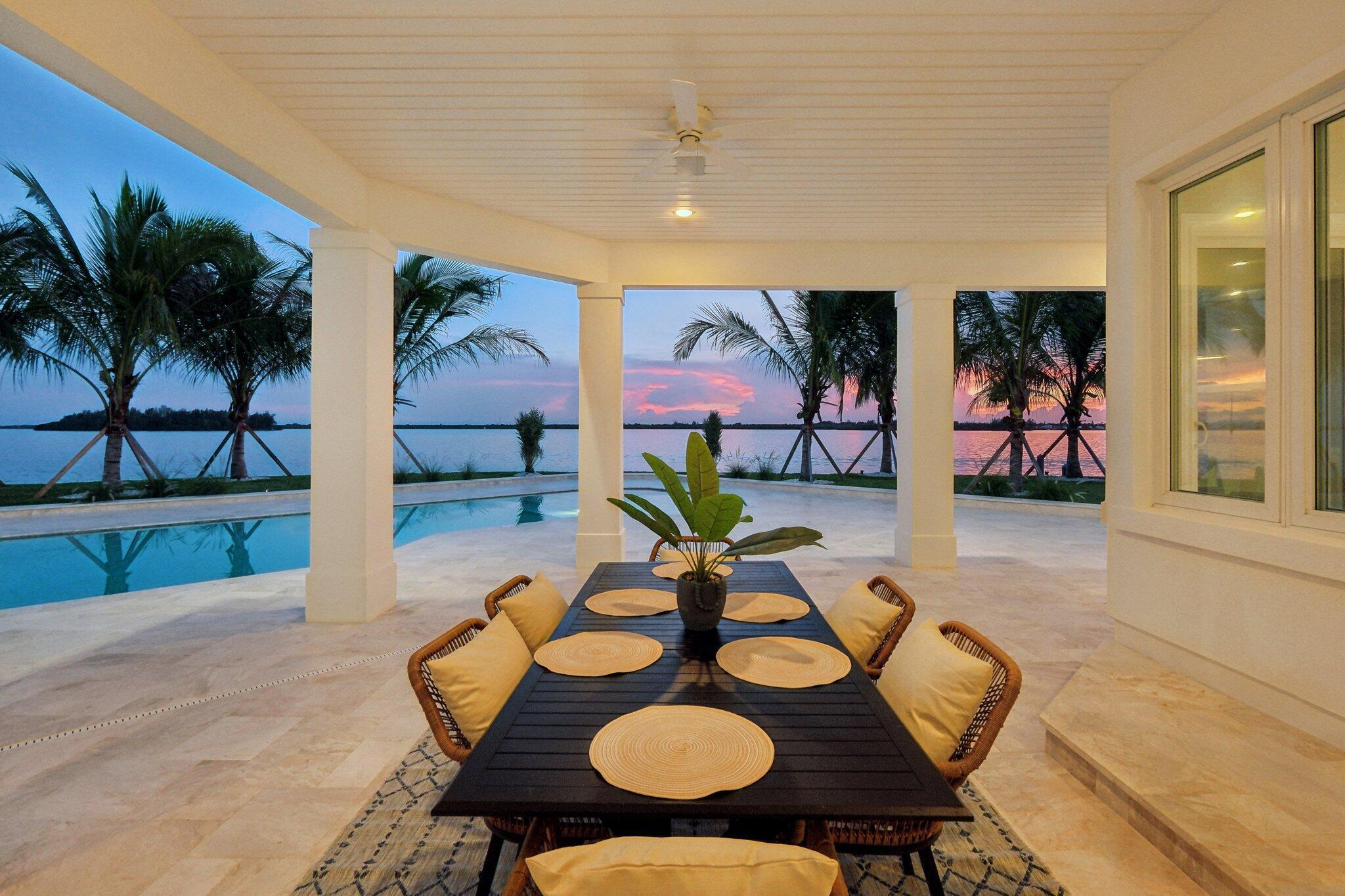 526 Pt Ln Vero Beach, FL 32963