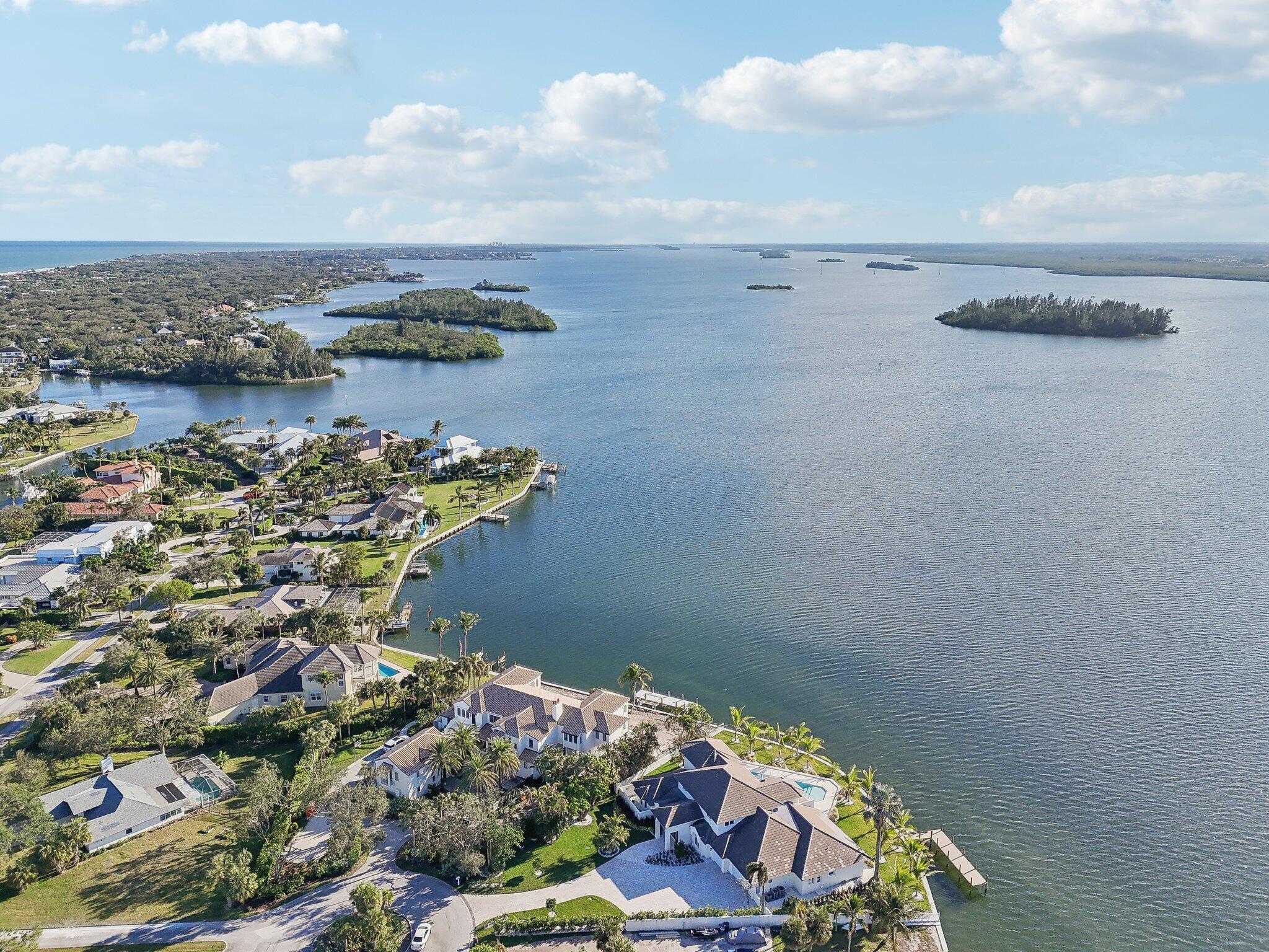 526 Pt Ln Vero Beach, FL 32963
