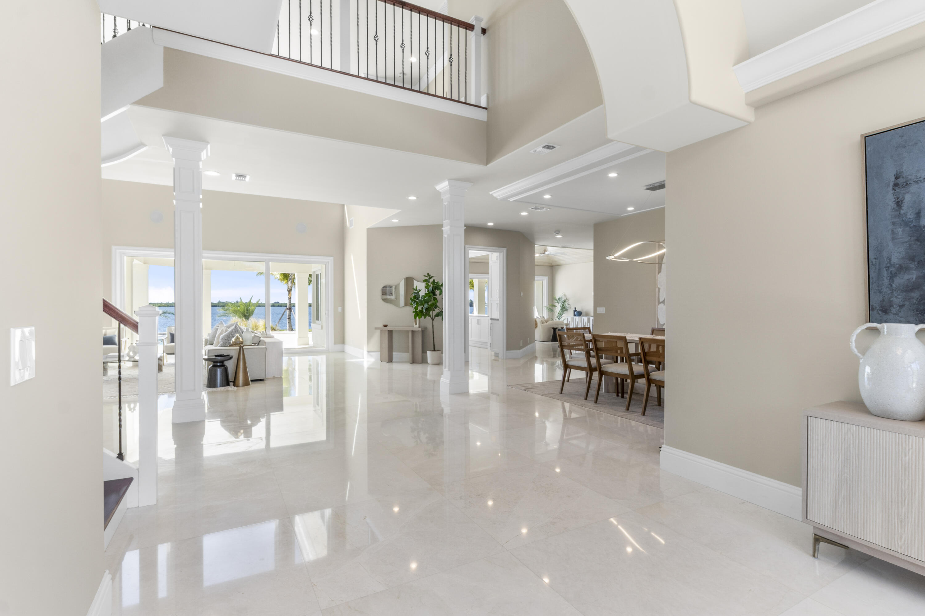 526 Pt Ln Vero Beach, FL 32963