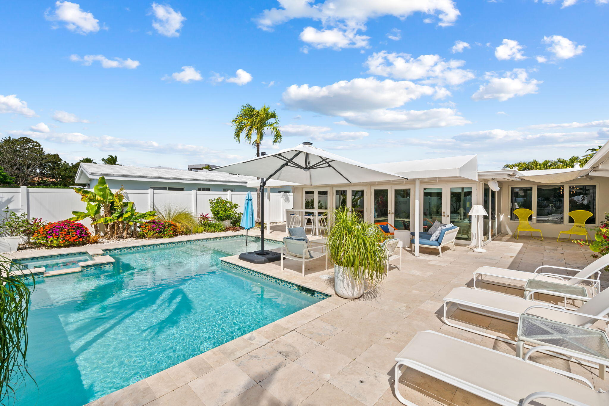 2208 Anchor Dr Fort Lauderdale, FL 33316