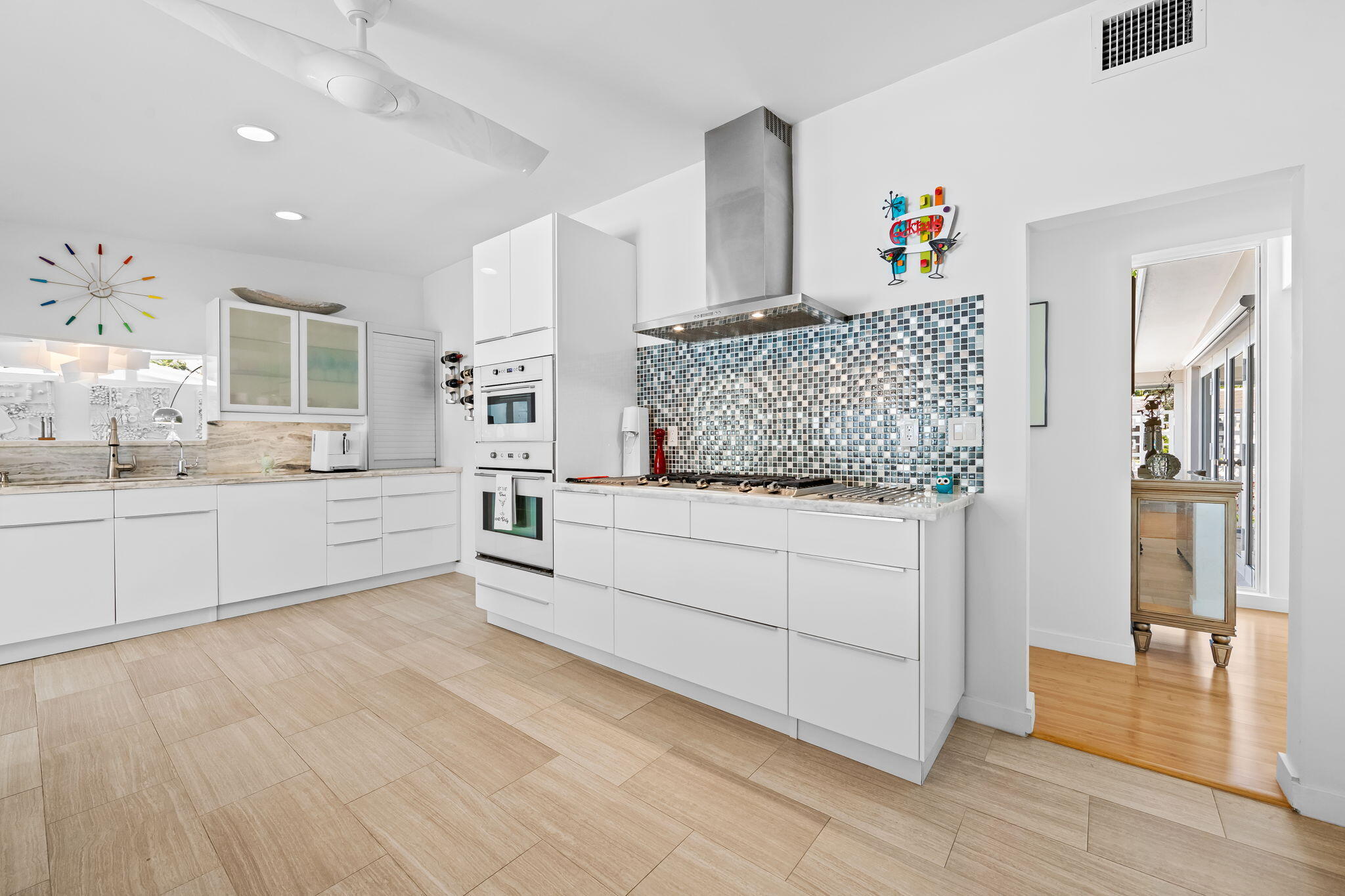 2208 Anchor Dr Fort Lauderdale, FL 33316