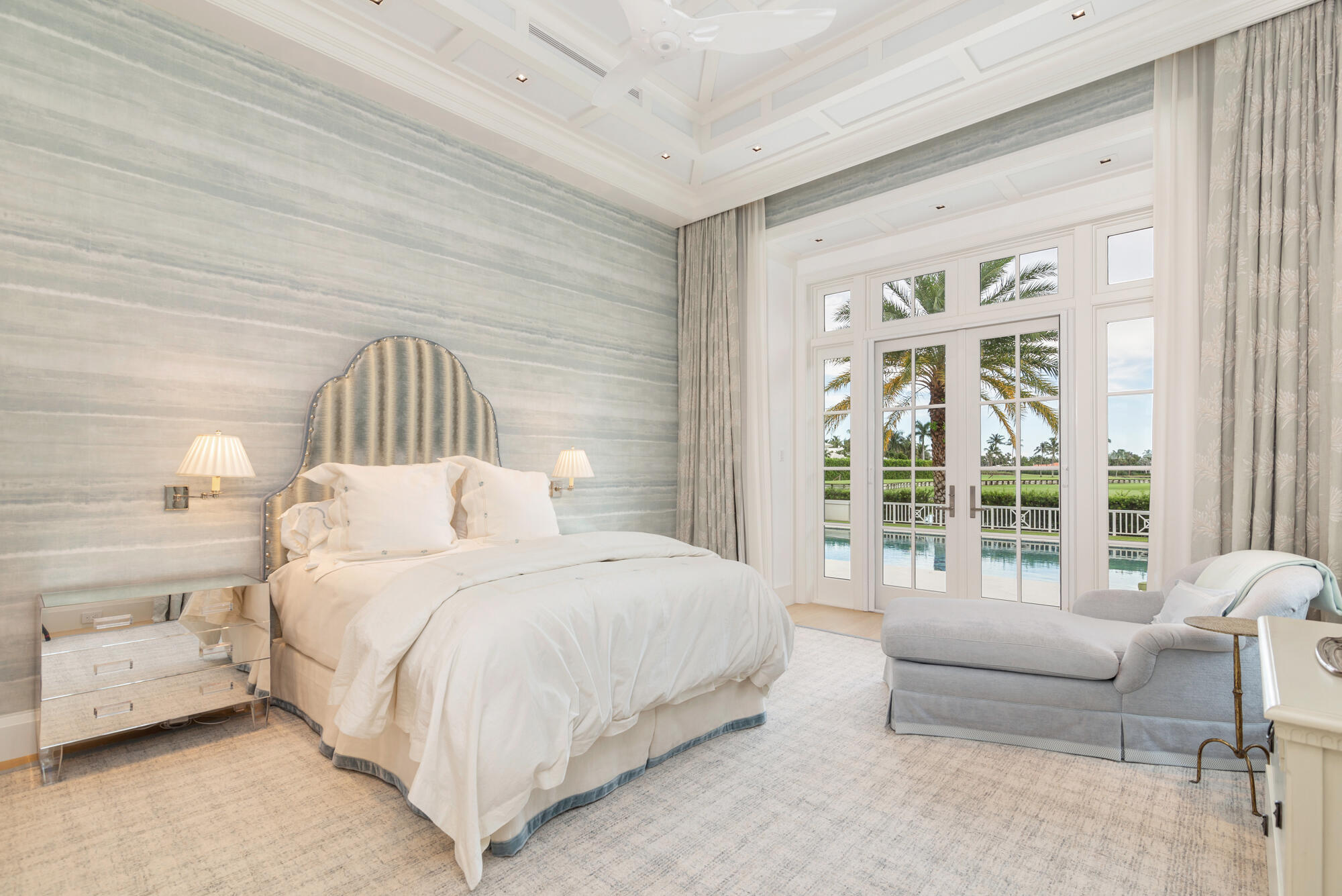 1263 Lake House Dr North Palm Beach, FL 33408