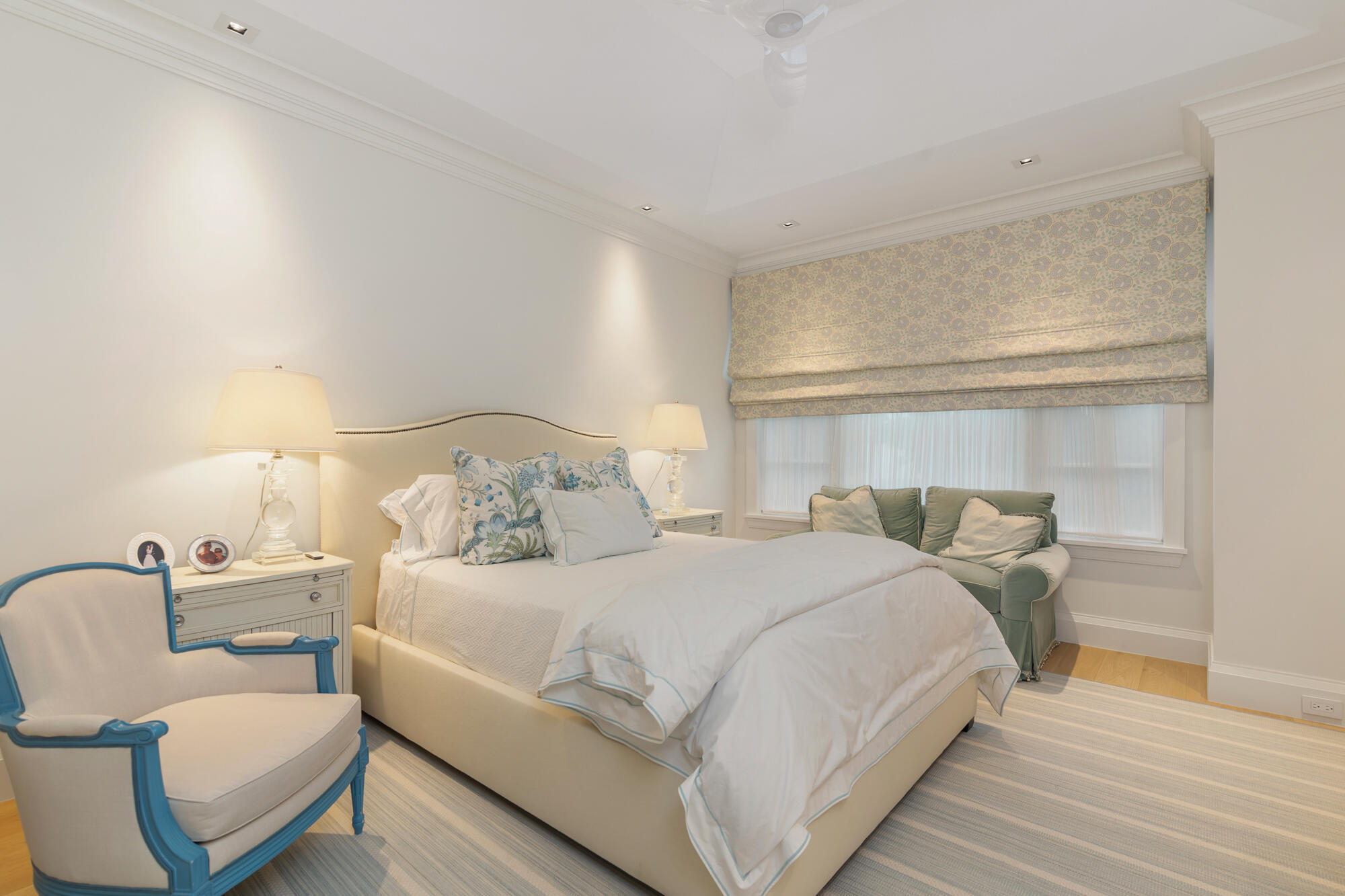 1263 Lake House Dr North Palm Beach, FL 33408