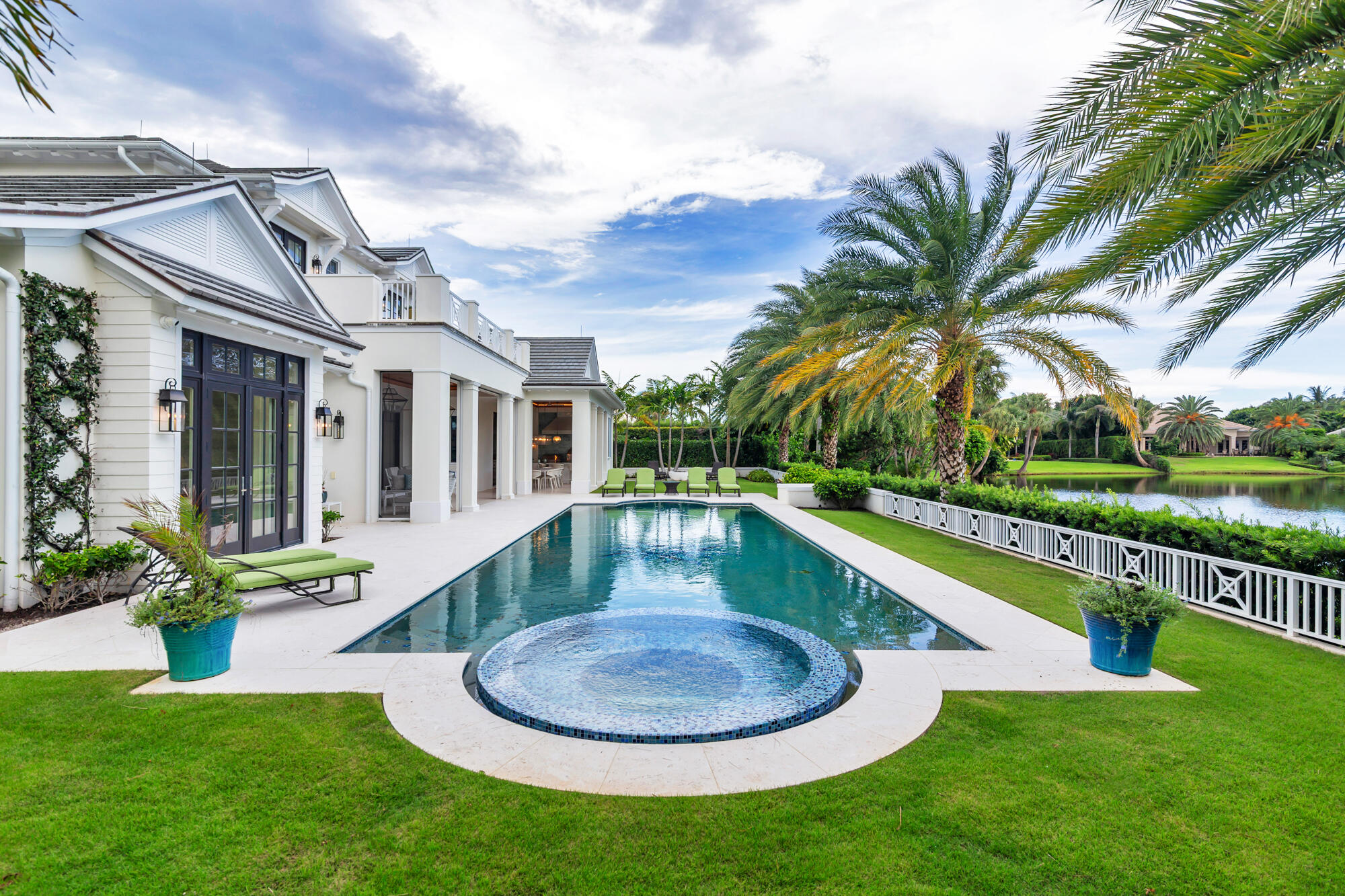1263 Lake House Dr North Palm Beach, FL 33408