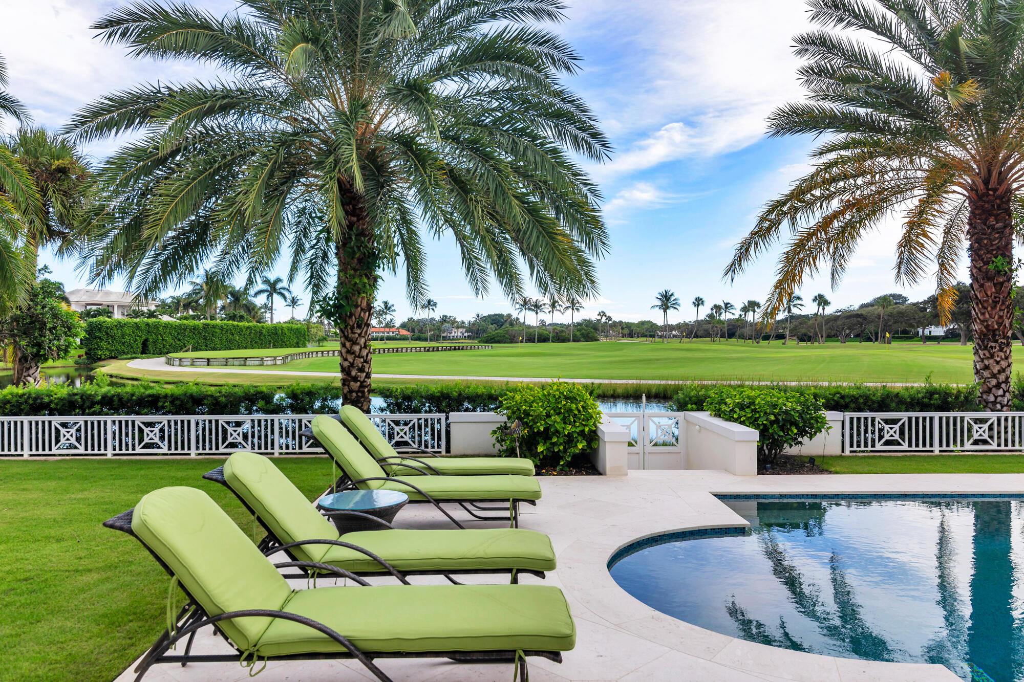 1263 Lake House Dr North Palm Beach, FL 33408