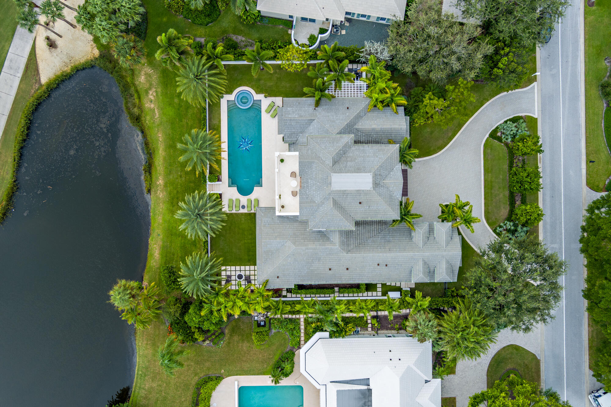1263 Lake House Dr North Palm Beach, FL 33408