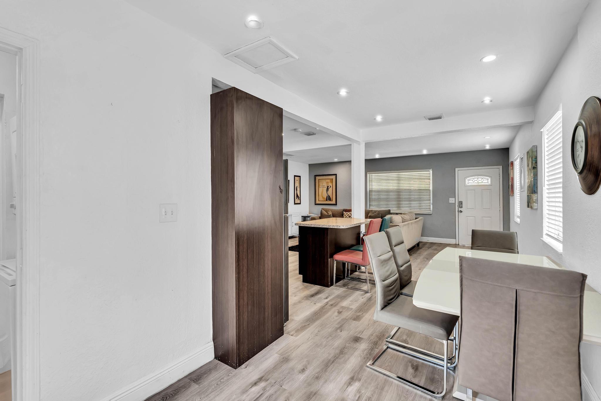 1600 NW 2nd Ave,Fort Lauderdale, FL 33311