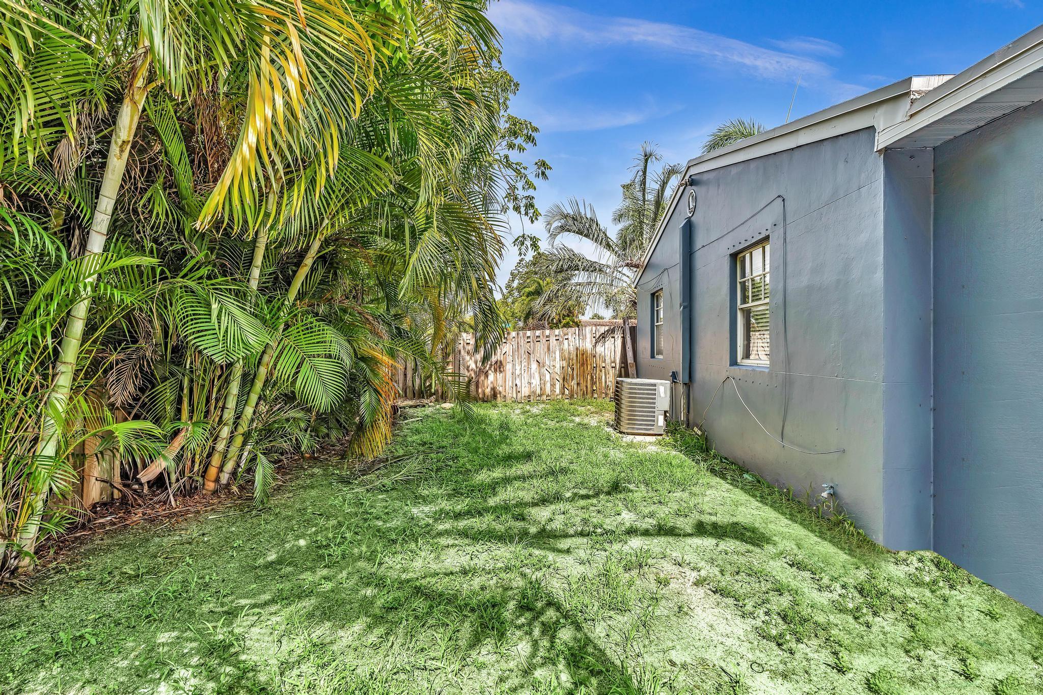 1600 NW 2nd Ave,Fort Lauderdale, FL 33311