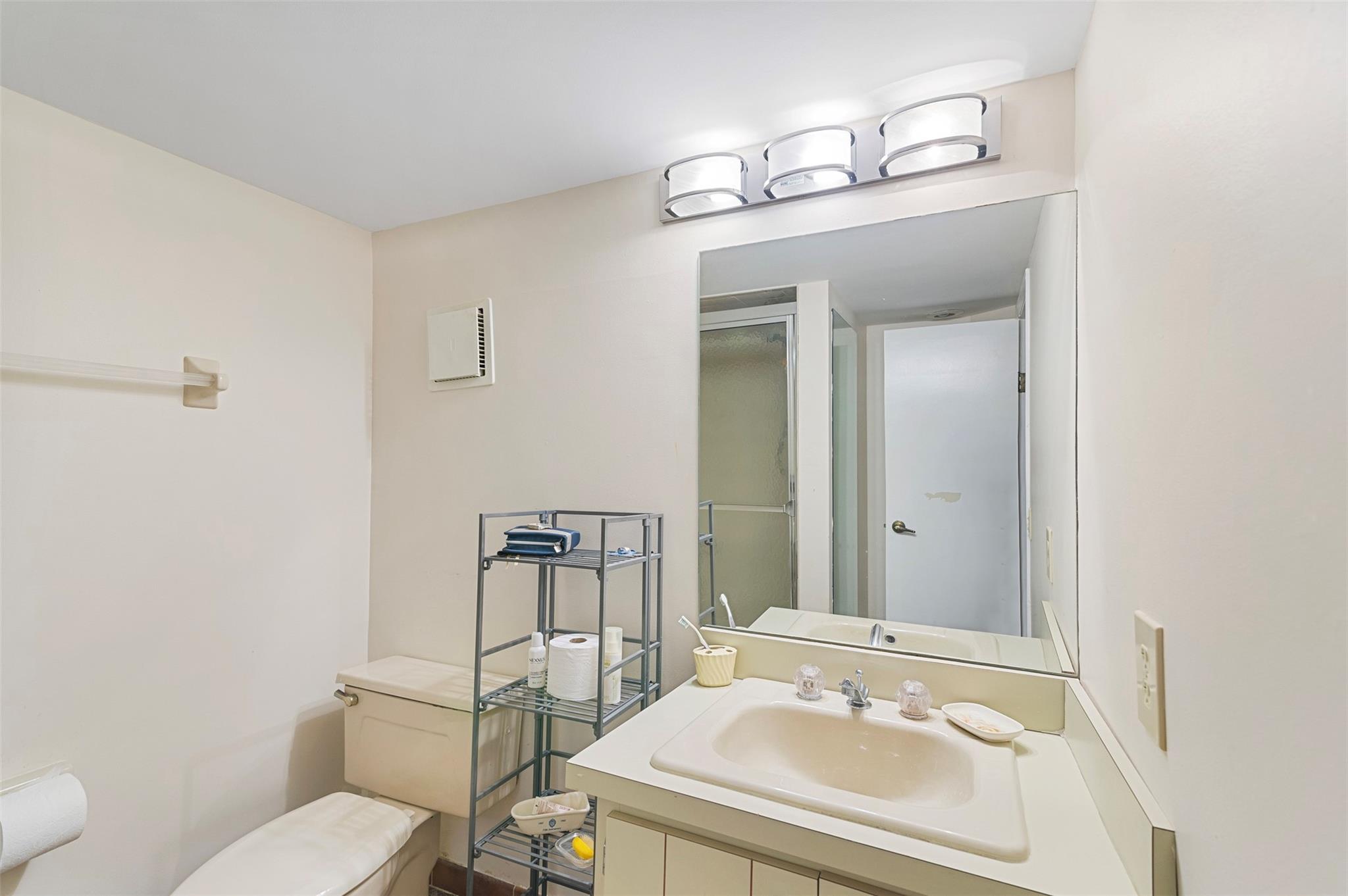 1194 Hillsboro Mile #12 Hillsboro Beach, FL 33062