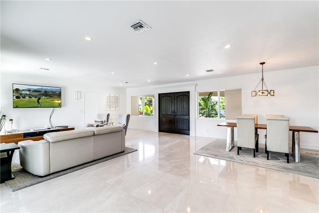 2948 NE 35th Lighthouse Point, FL 33064