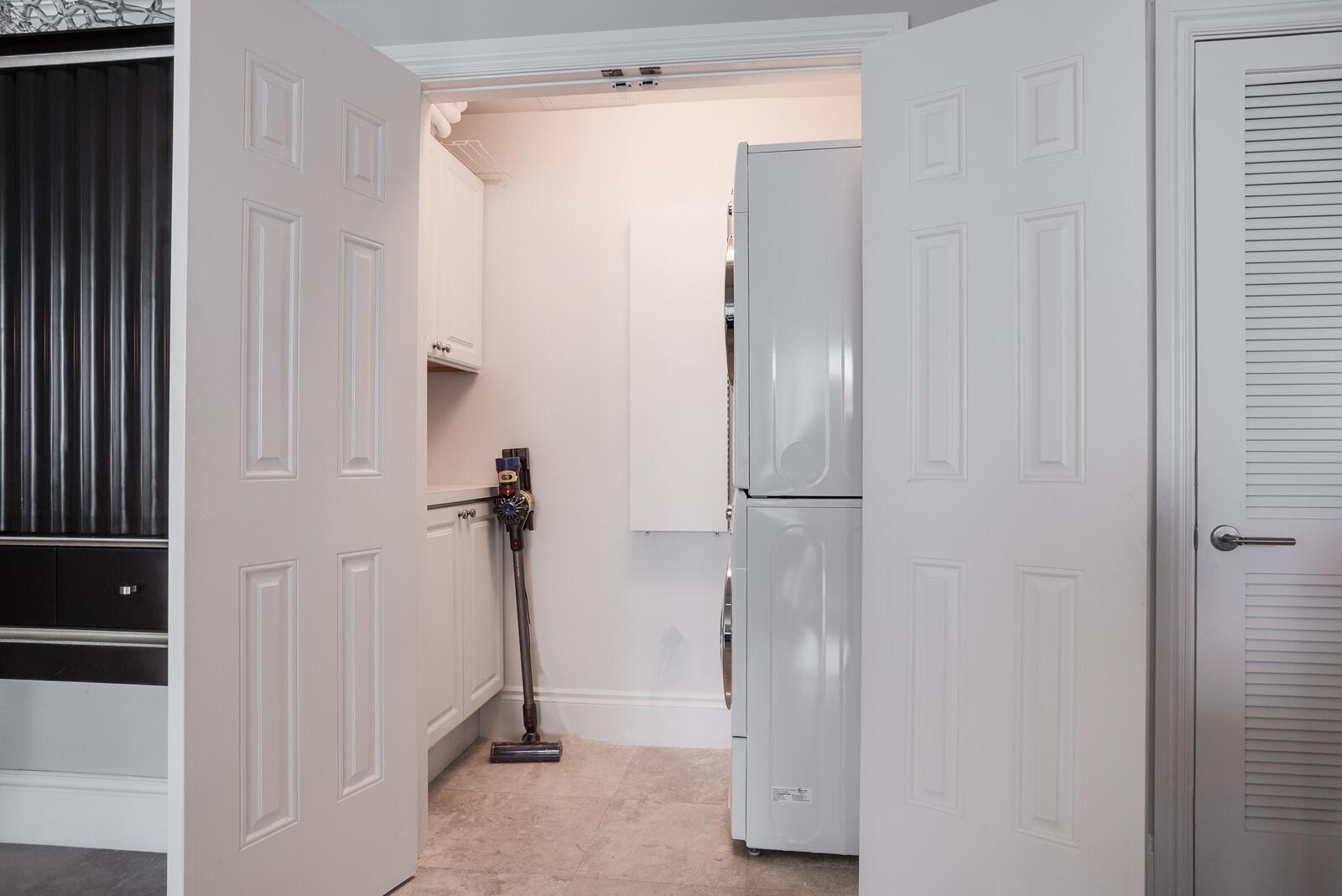 1 N Fort Lauderdsale Bch Blvd #1907 Fort Lauderdale, FL 33304