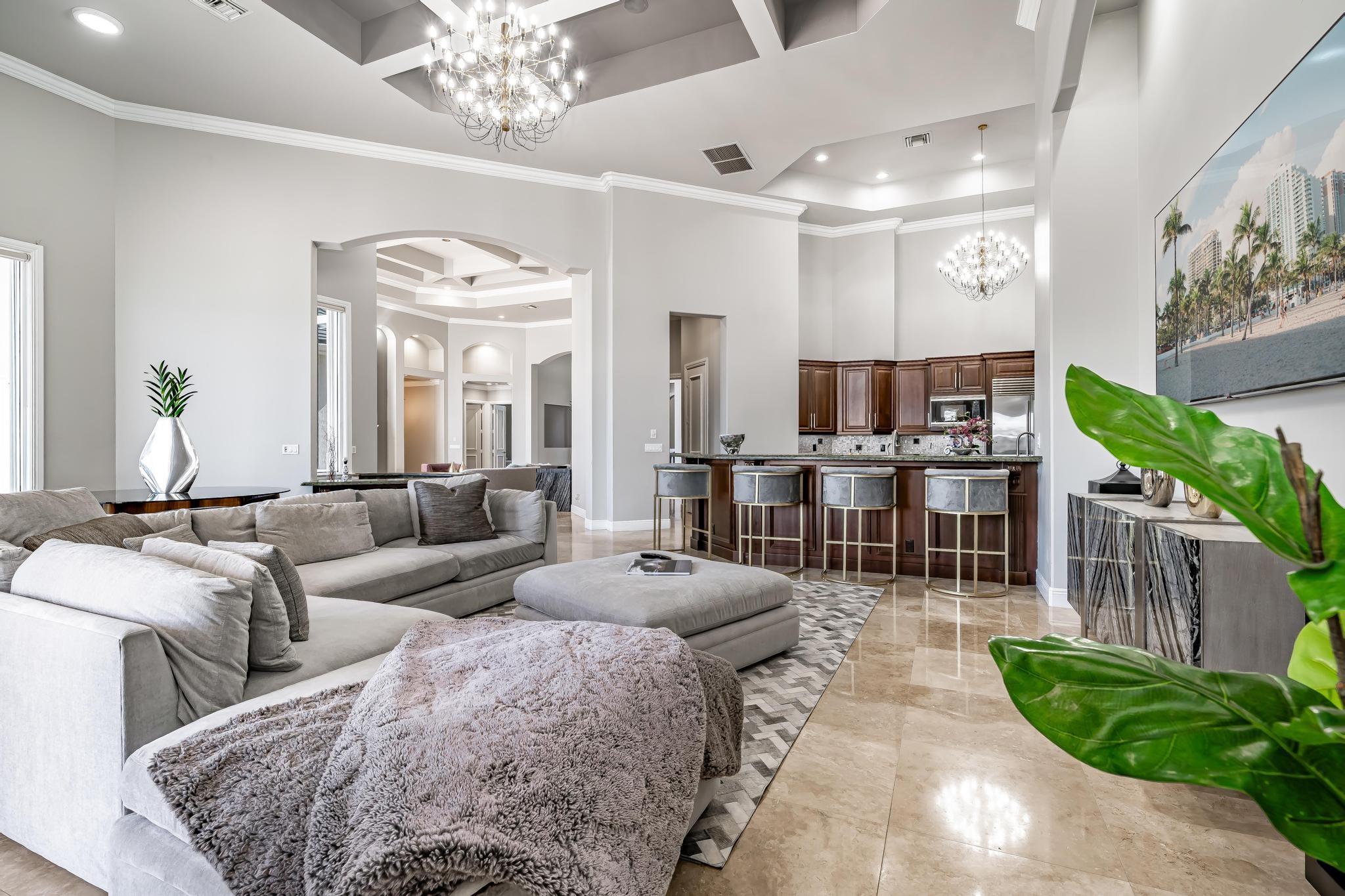 3111 Lake Rdg Ln Weston, FL 33332