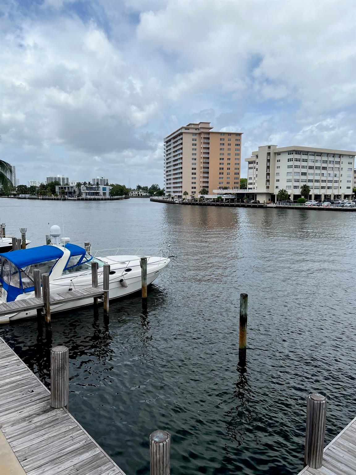 1865 S Ocean Dr #17H