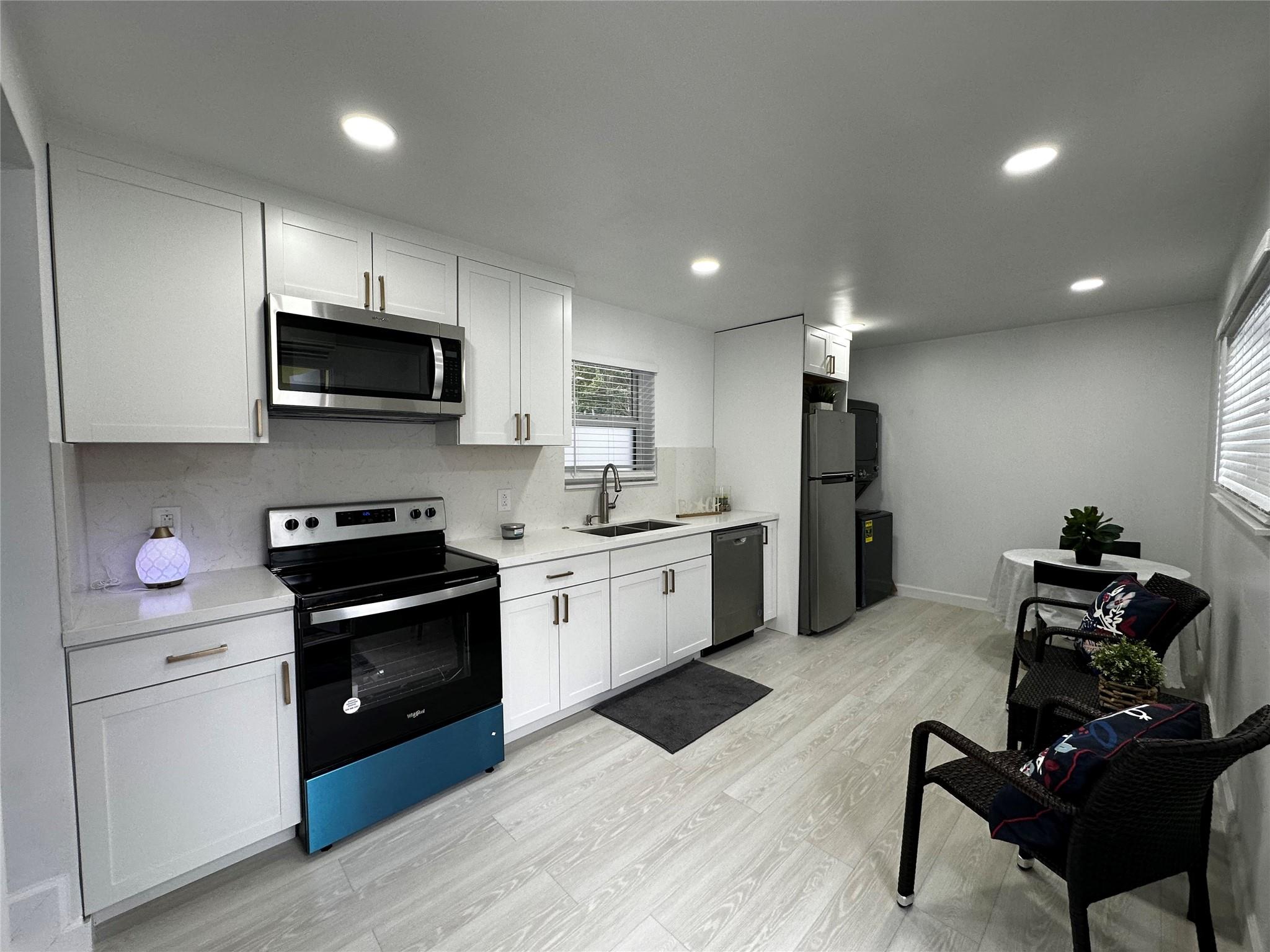 2130 SW 23rd Ter