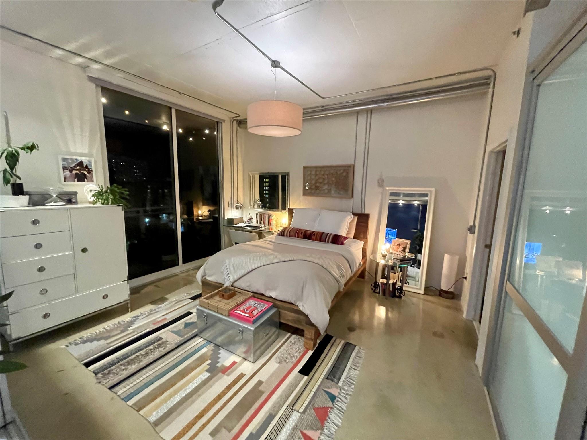 image The Yorker Condominium28