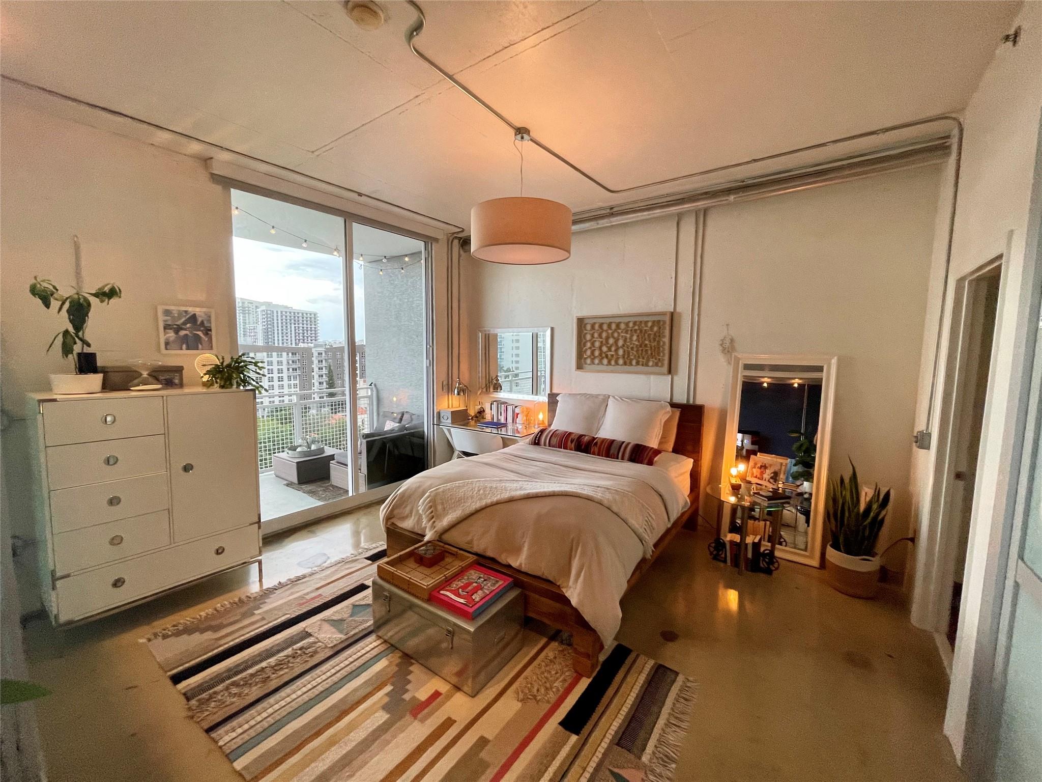 image The Yorker Condominium30